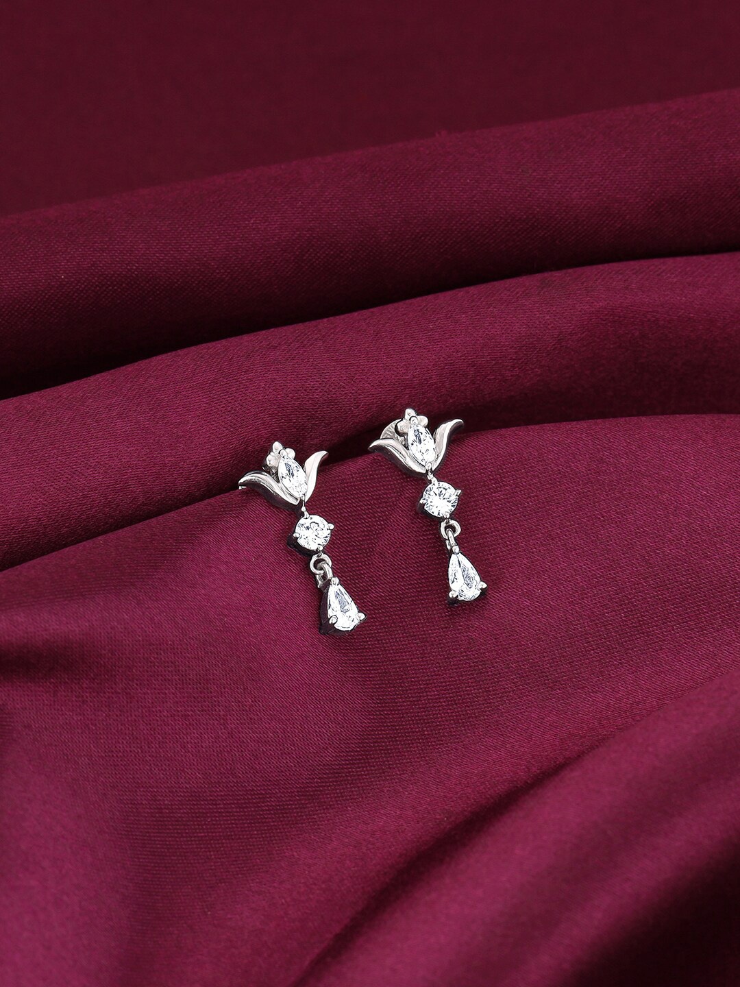 

GIVA Rhodium-Plated Contemporary Studs Earrings, Silver