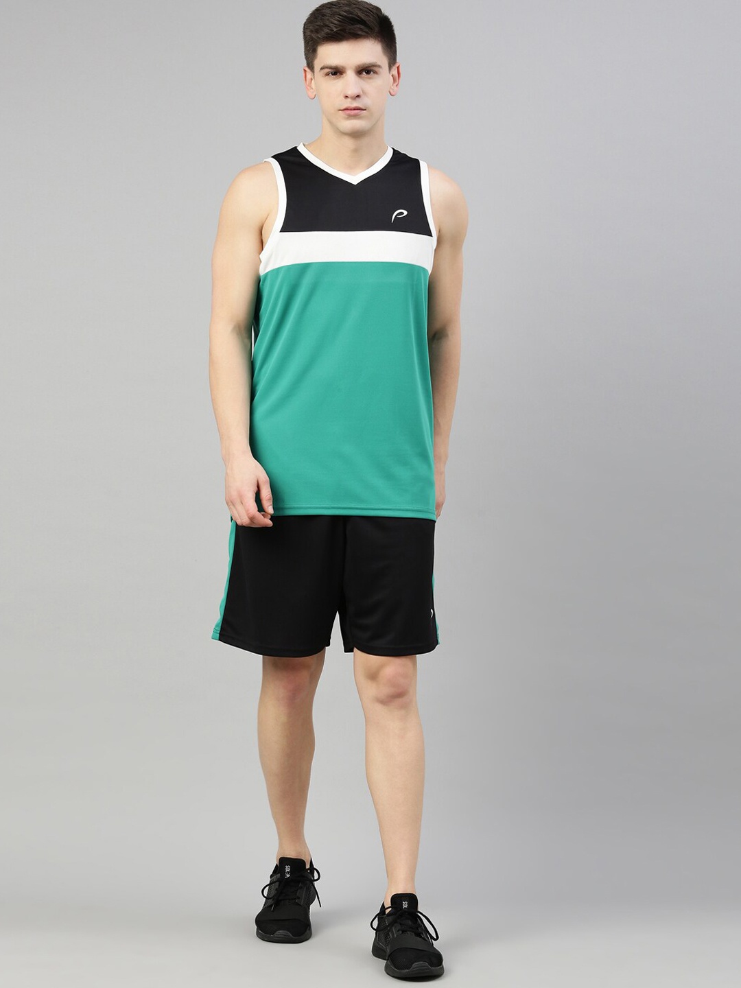 

Proline Colorblocked V-Neck Sleeveless Tracksuit, Green