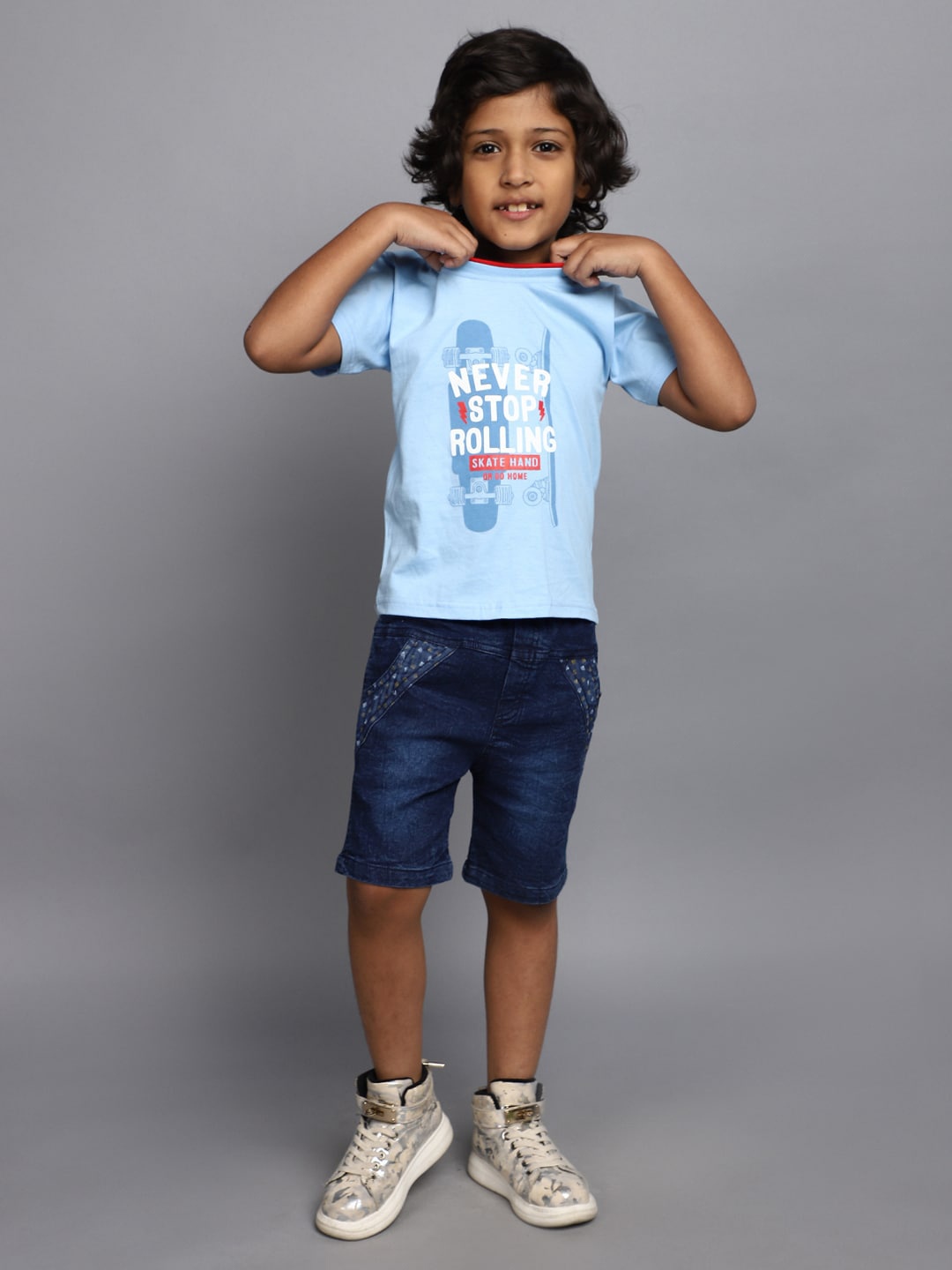 

V-Mart Boys Typography Printed T-shirt With Shorts, Blue