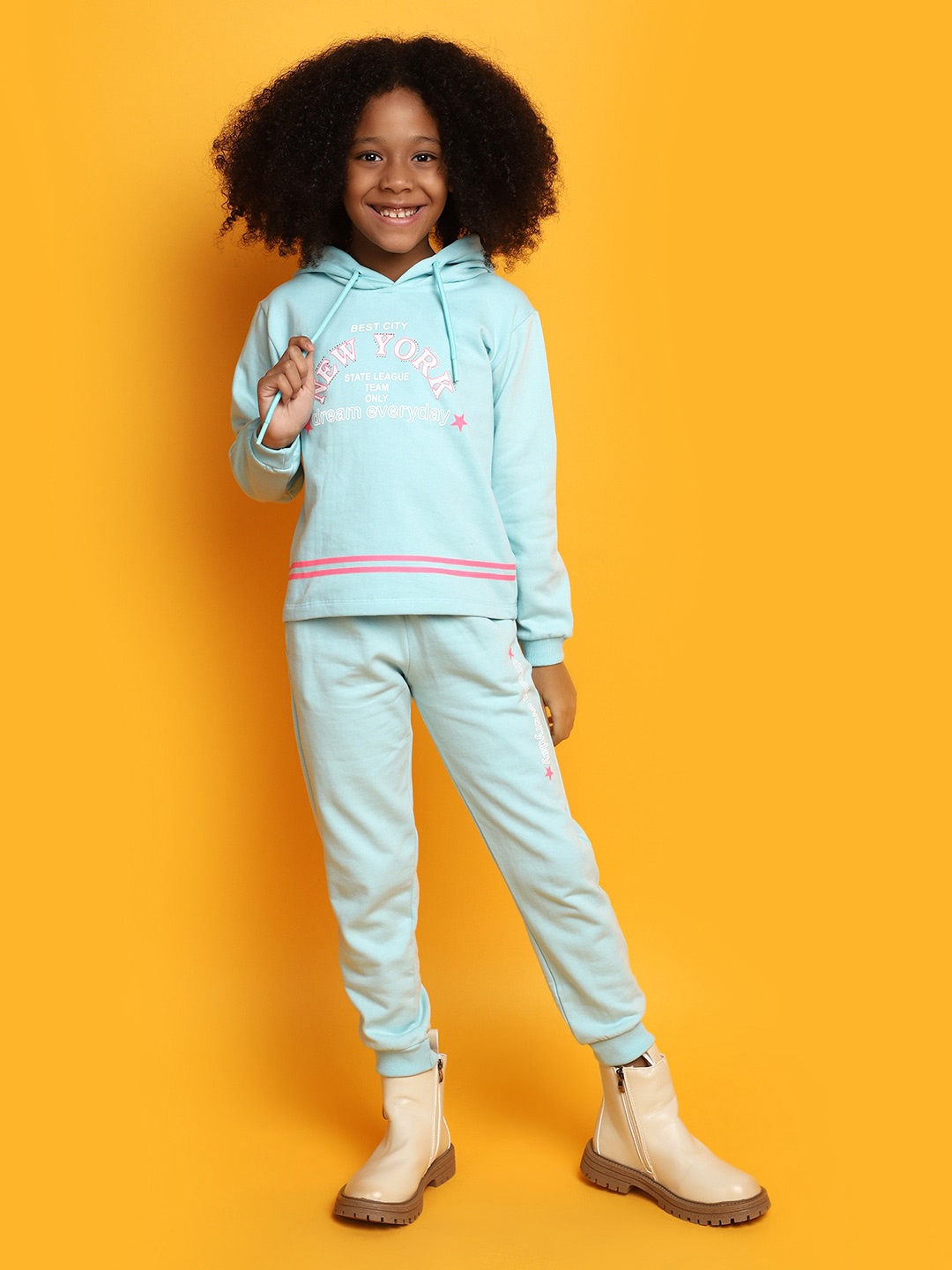 

V-Mart Girls Printed Hooded Top & Pyjamas, Blue