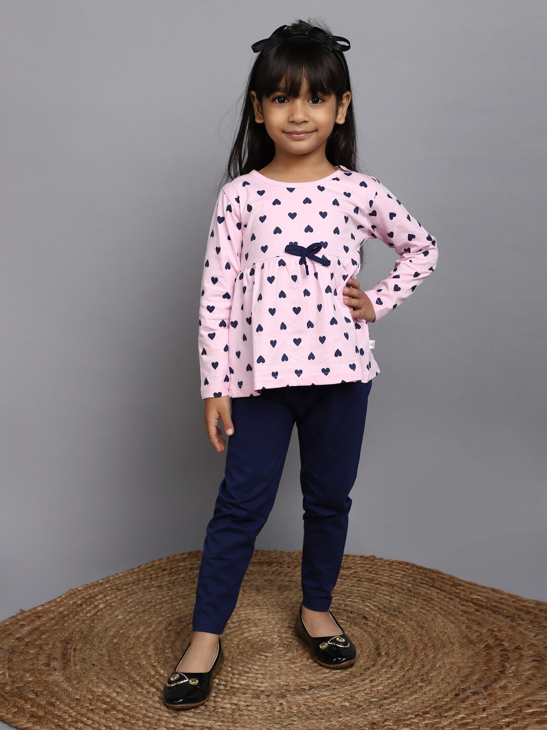 

V-Mart Girls Printed Top With Leggings, Pink