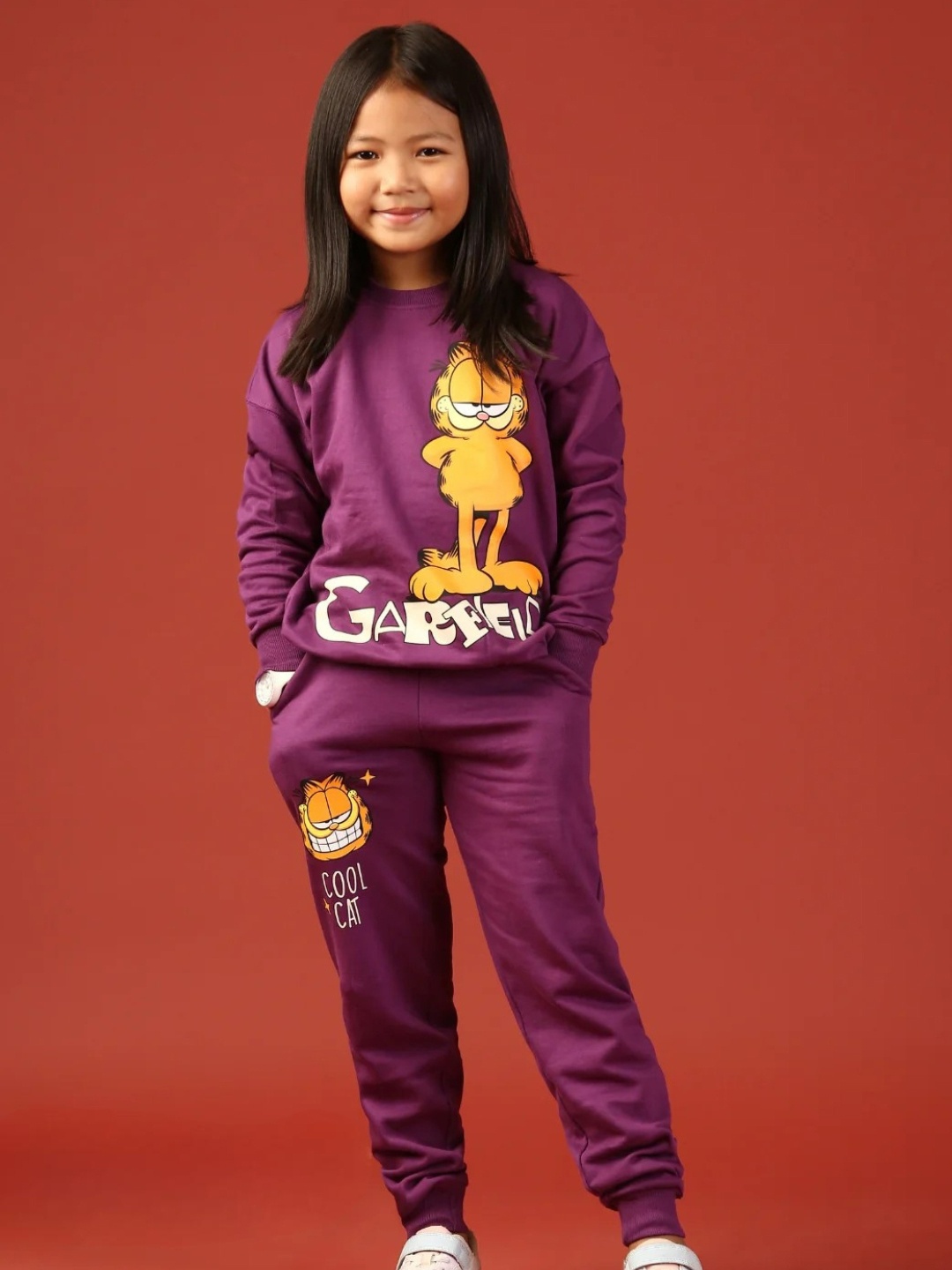 

Nap Chief Kids Garfield Printed Fleece Sweatshirt with Joggers Set, Purple