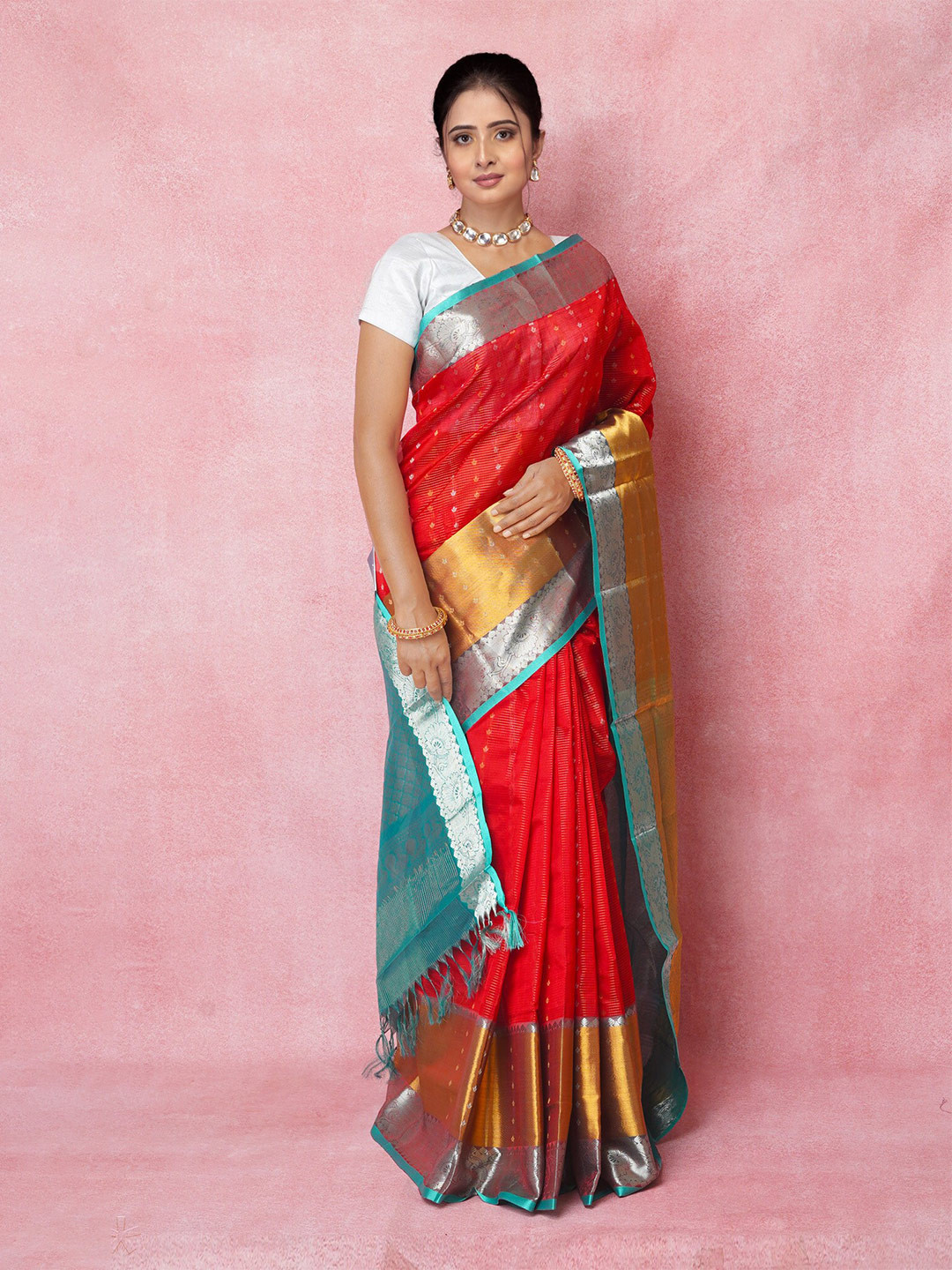 

Unnati Silks Ethnic Motifs Woven Design Zari Pure Silk Handloom Kanjeevaram Saree, Green