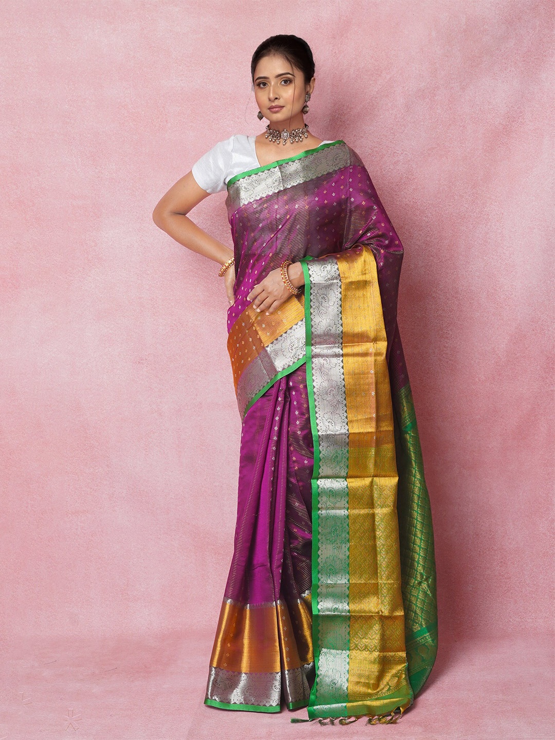 

Unnati Silks Ethnic Motifs Woven Design Zari Pure Silk Handloom Kanjeevaram Saree, Purple