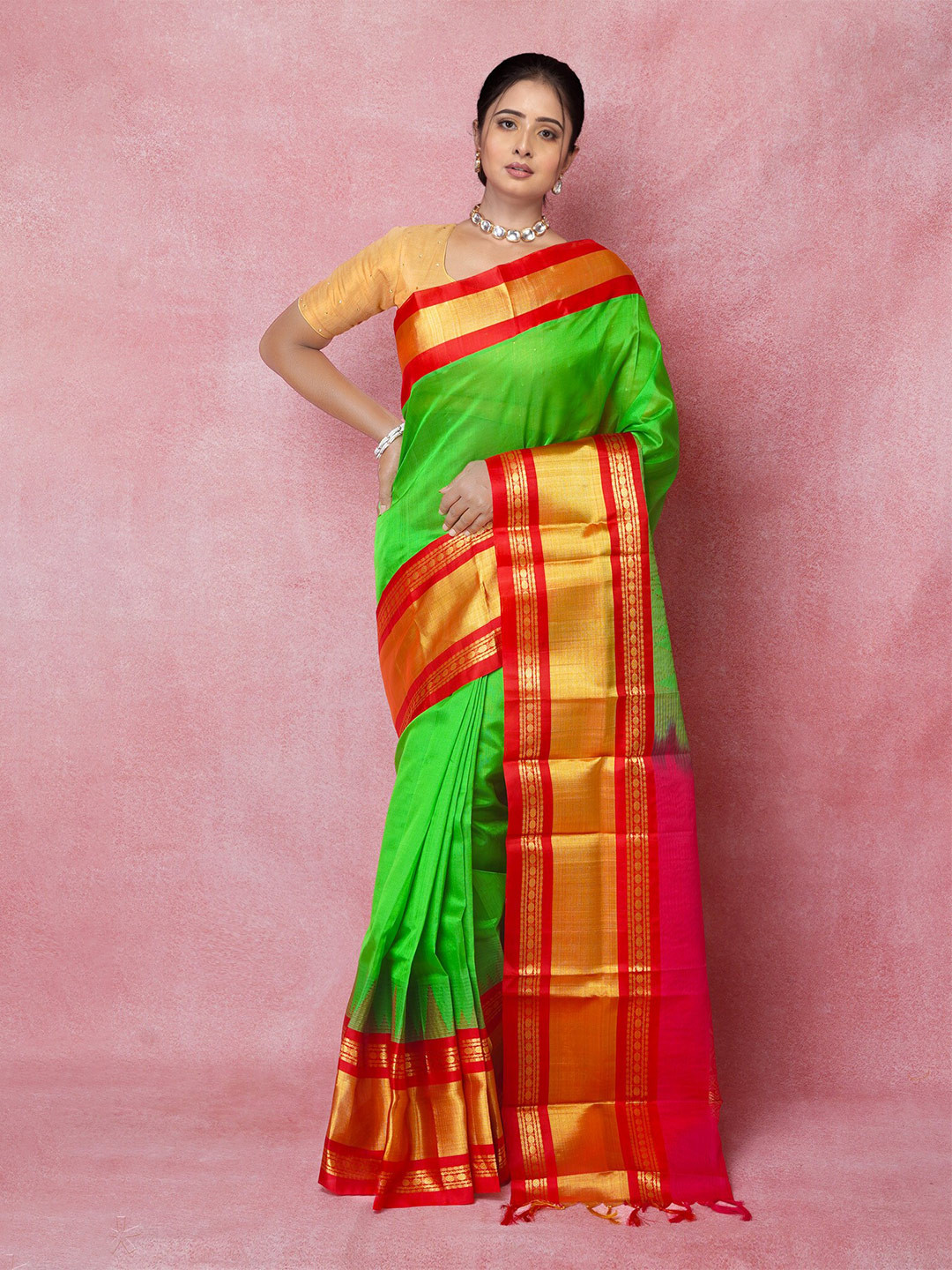 

Unnati Silks Woven Design Pure Silk Handloom Kanjeevaram Saree, Green