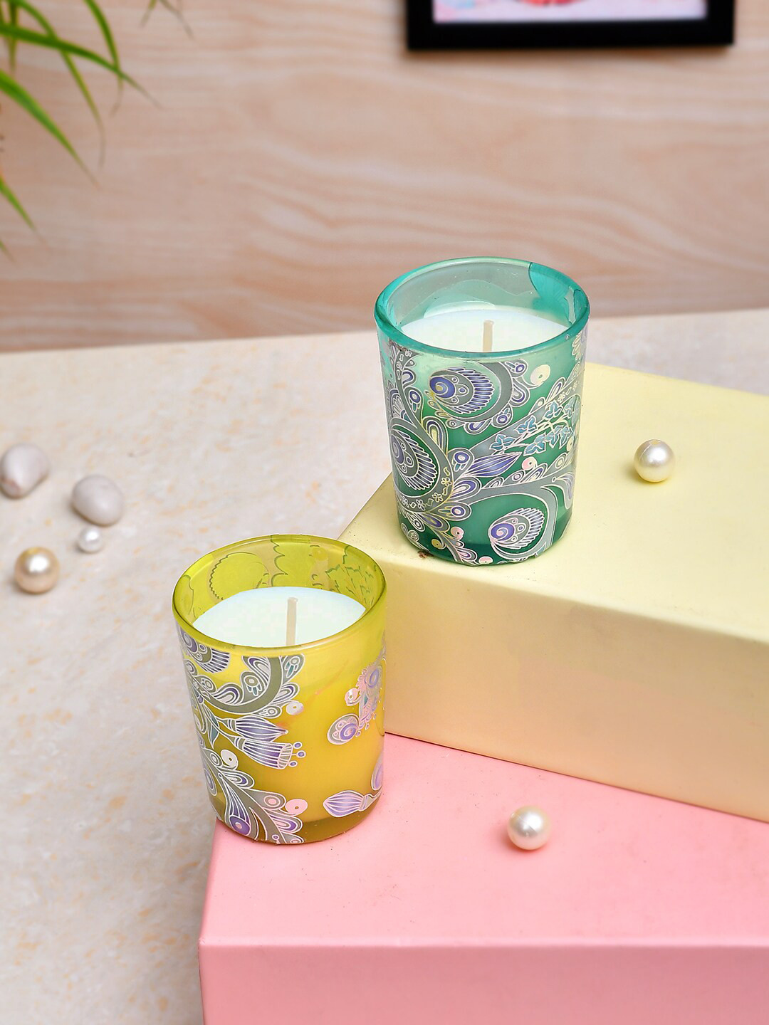 

TAYHAA Yellow & Blue 2 Pieces Printed Illuminated Candle Jar