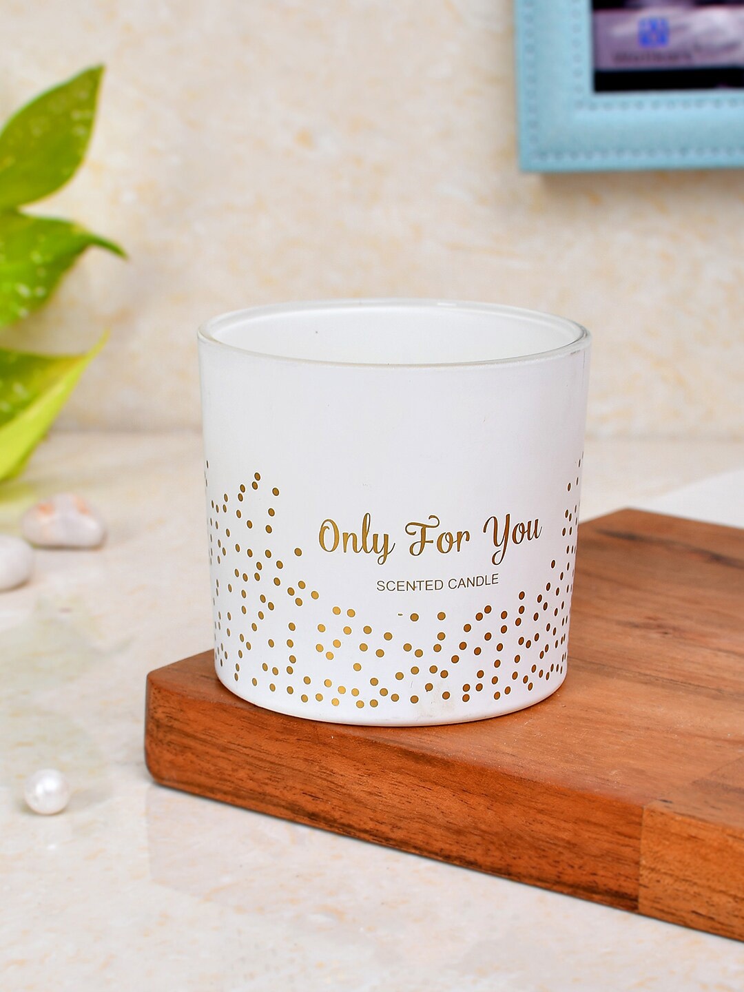 

TAYHAA Only For You White & Gold Printed Cylindrical Scented Candle