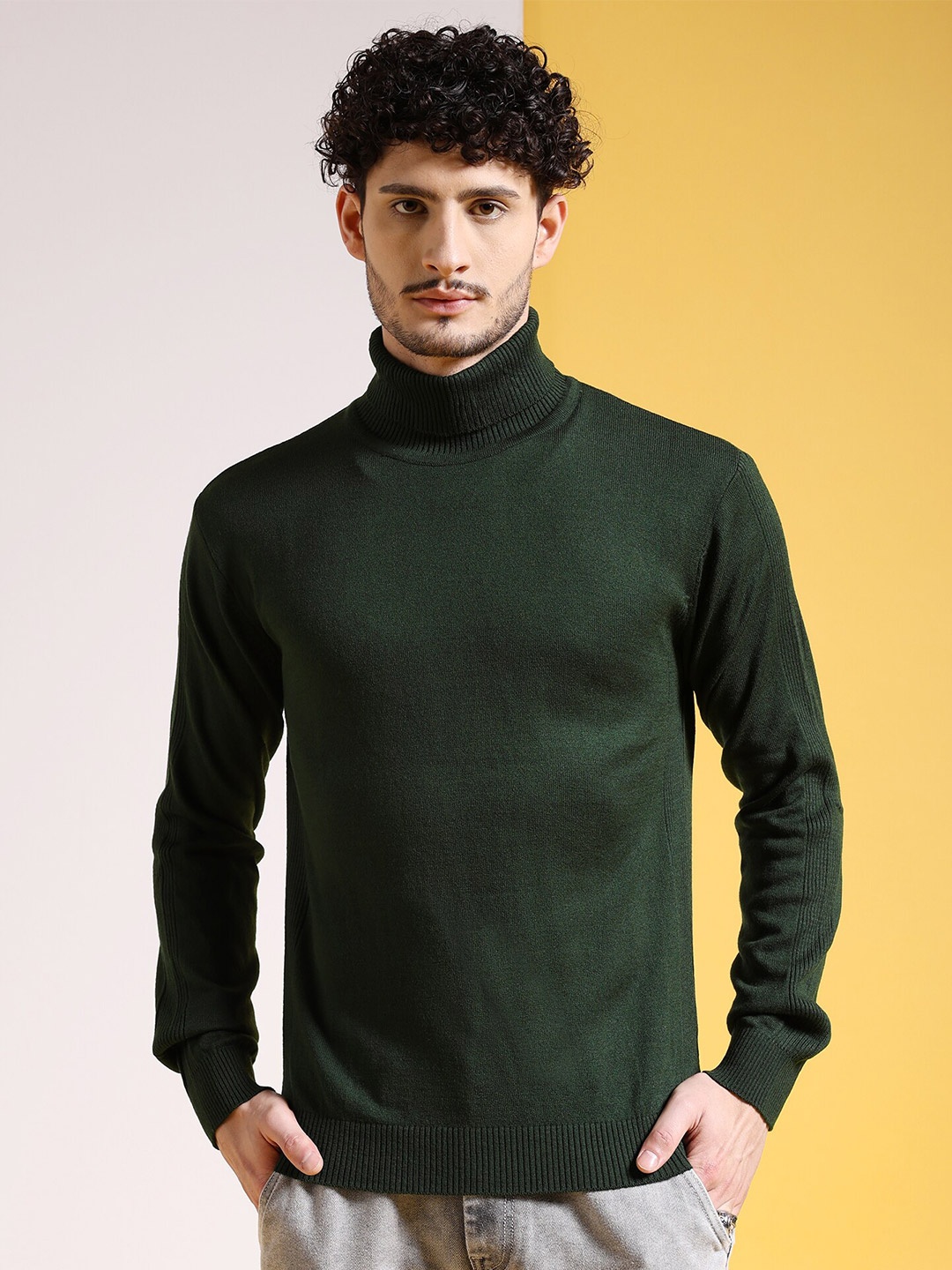 

The Indian Garage Co High Neck Pullover, Olive
