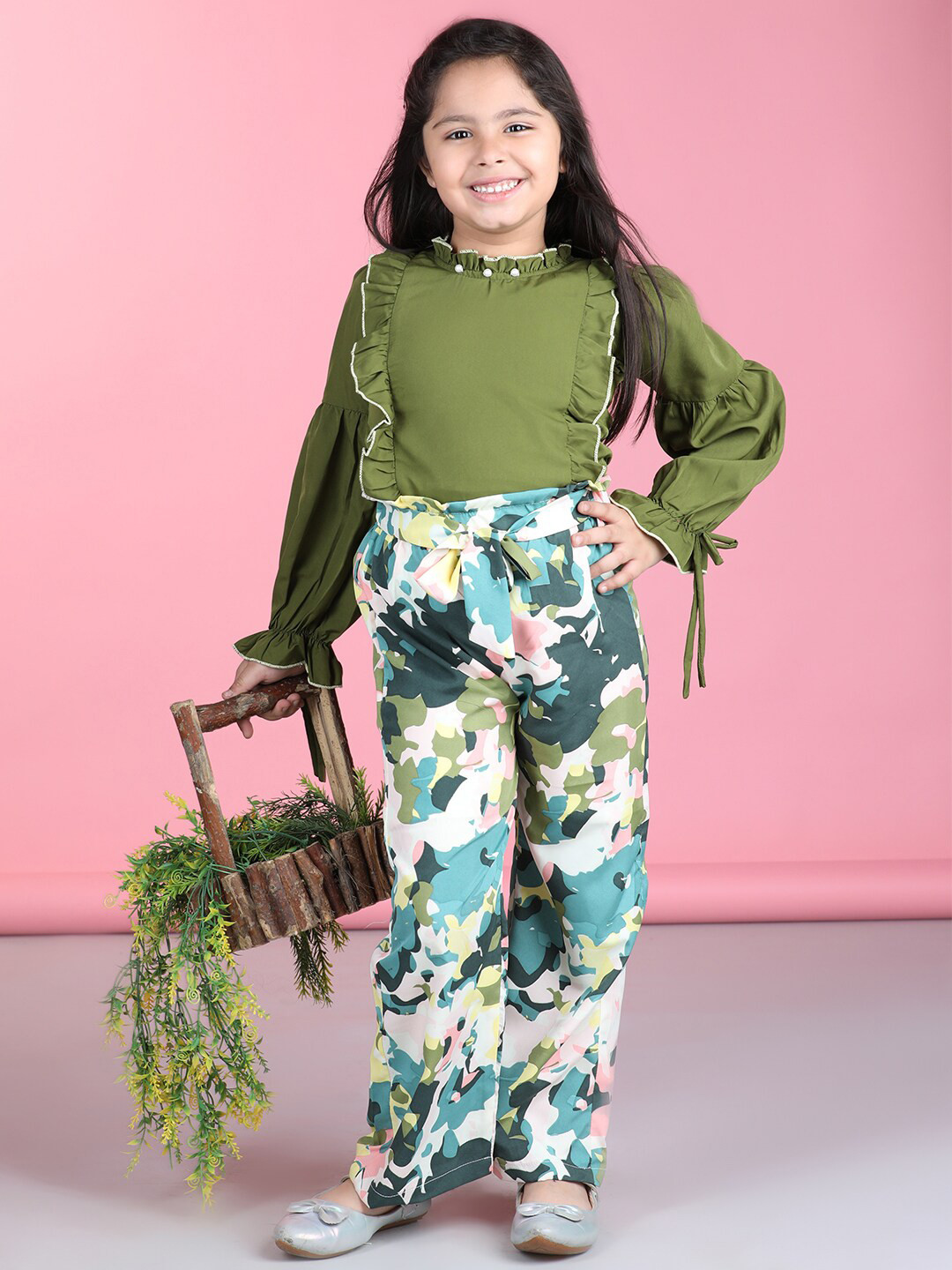 

Cutiekins Girls Embellished Top with Palazzos, Green