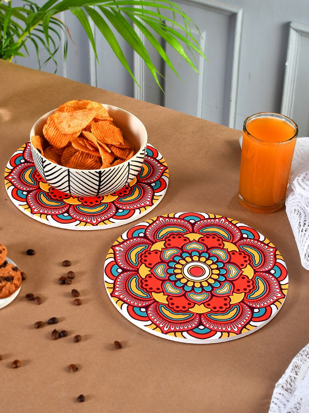 

TAYHAA Red 2 Pieces Mandala Printed Round Marble Coasters