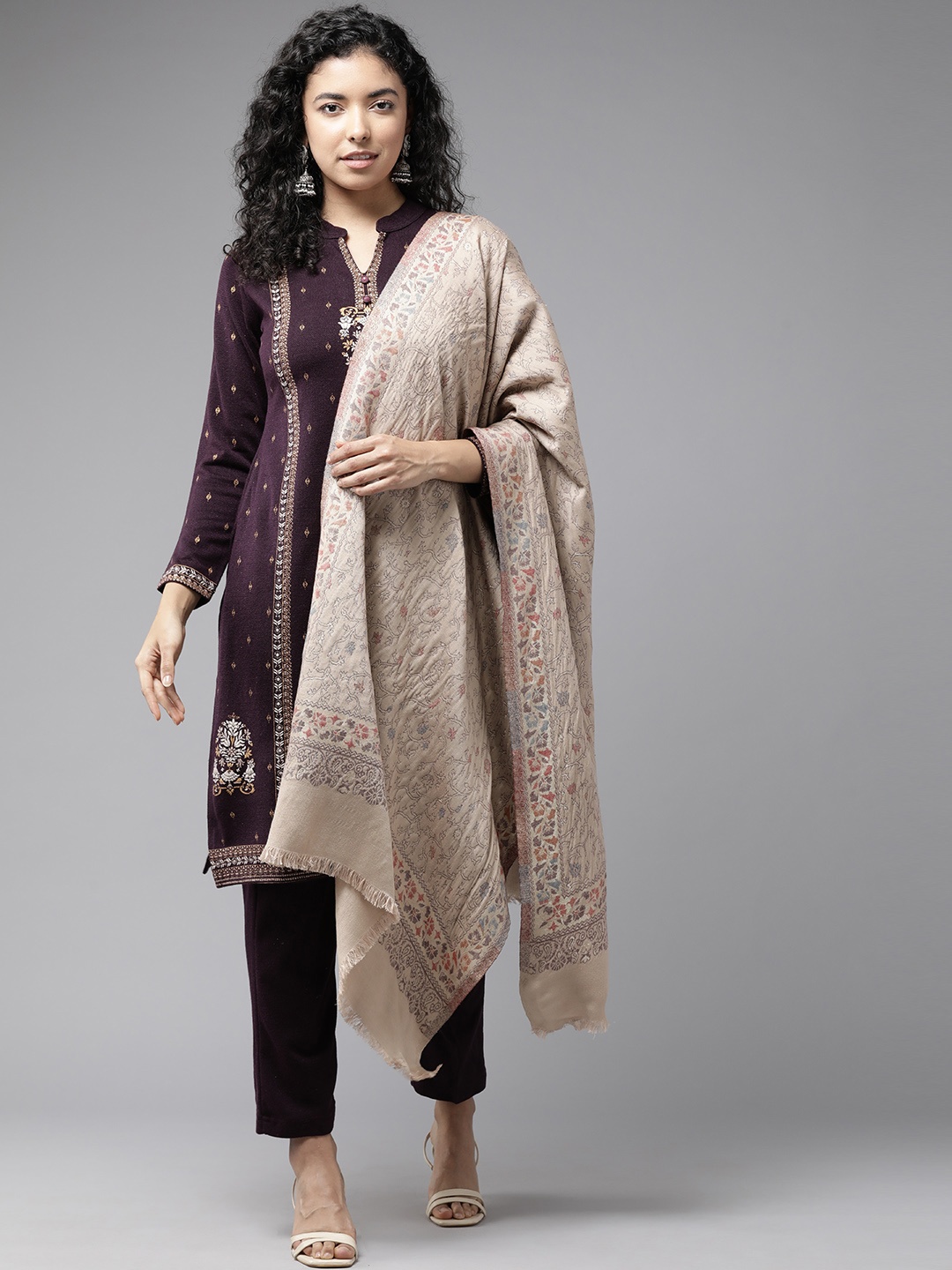 

Cayman Ethnic Motifs Printed Pure Wool Kurta with Trousers & Dupatta, Burgundy