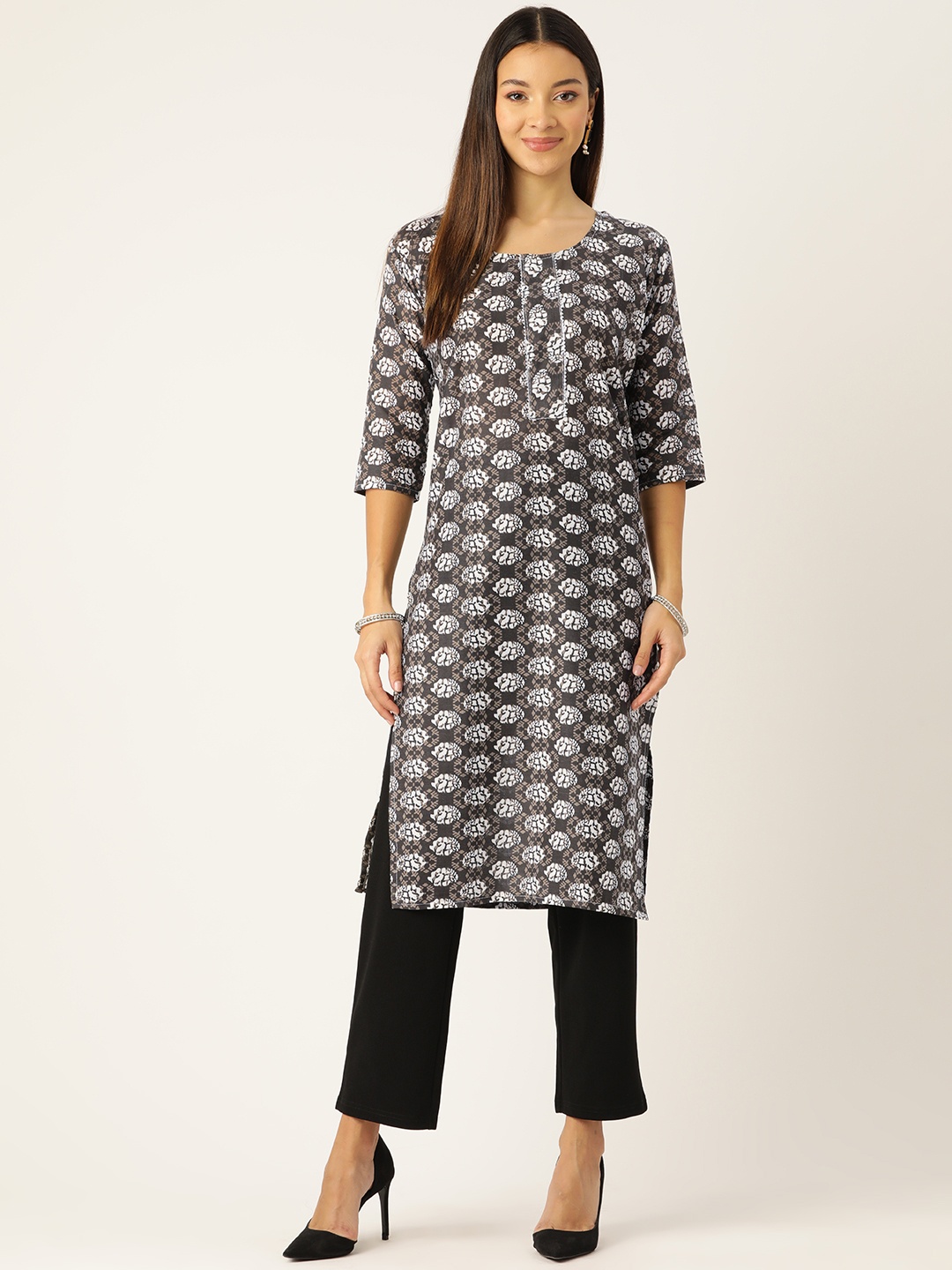 

Molcha Women Ethnic Motifs Printed Gotta Patti Kurta, Brown