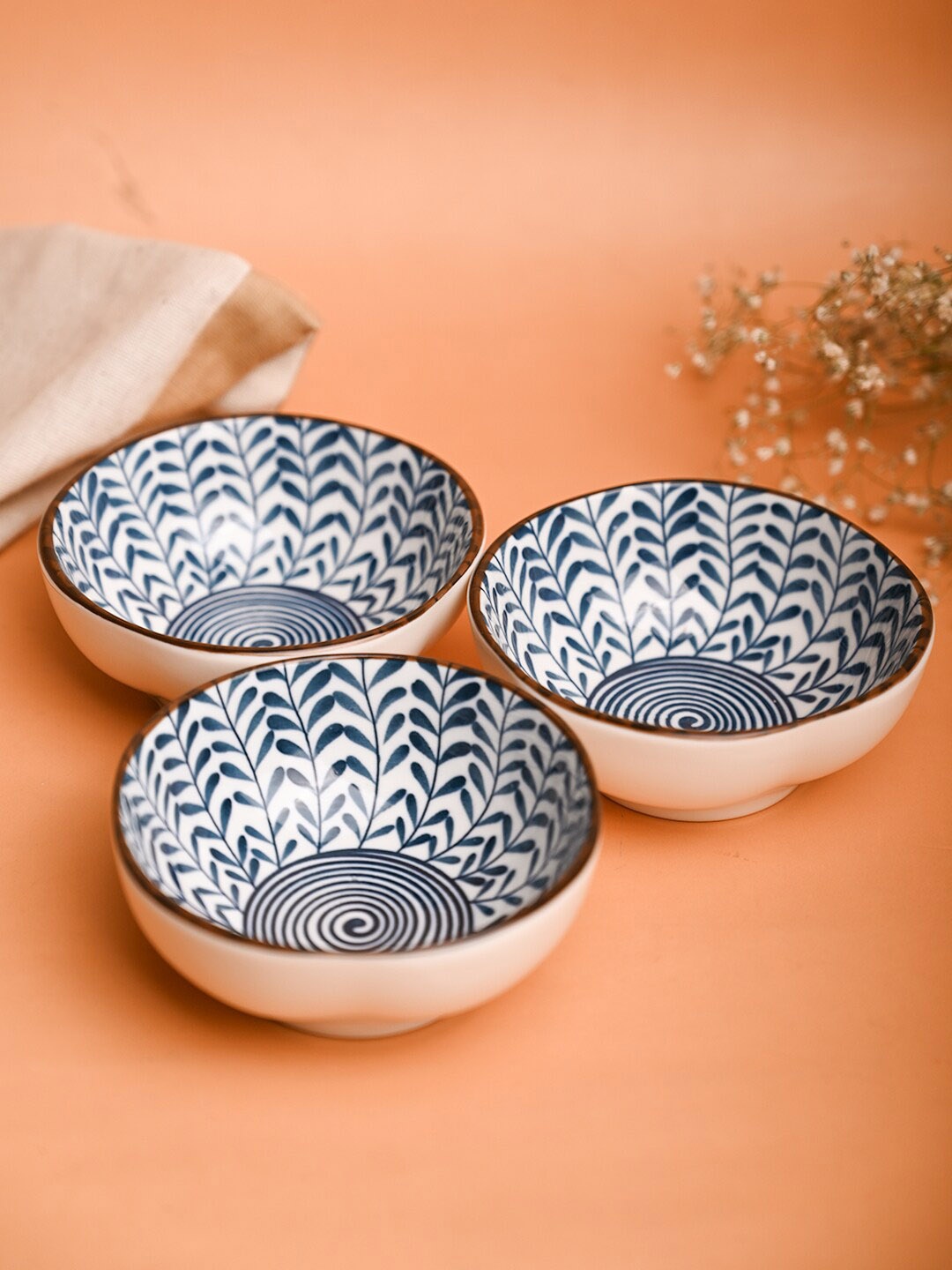 

MARKET99 Blue 3-Pieces Printed Ceramic Serving Bowls, White