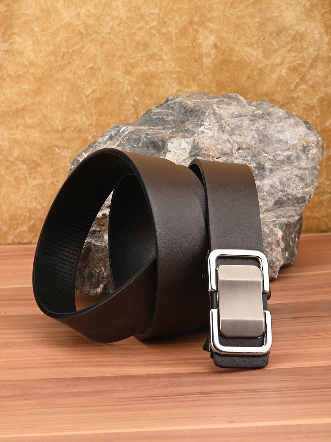 

BuckleUp Men Textured Wide Belt, Brown