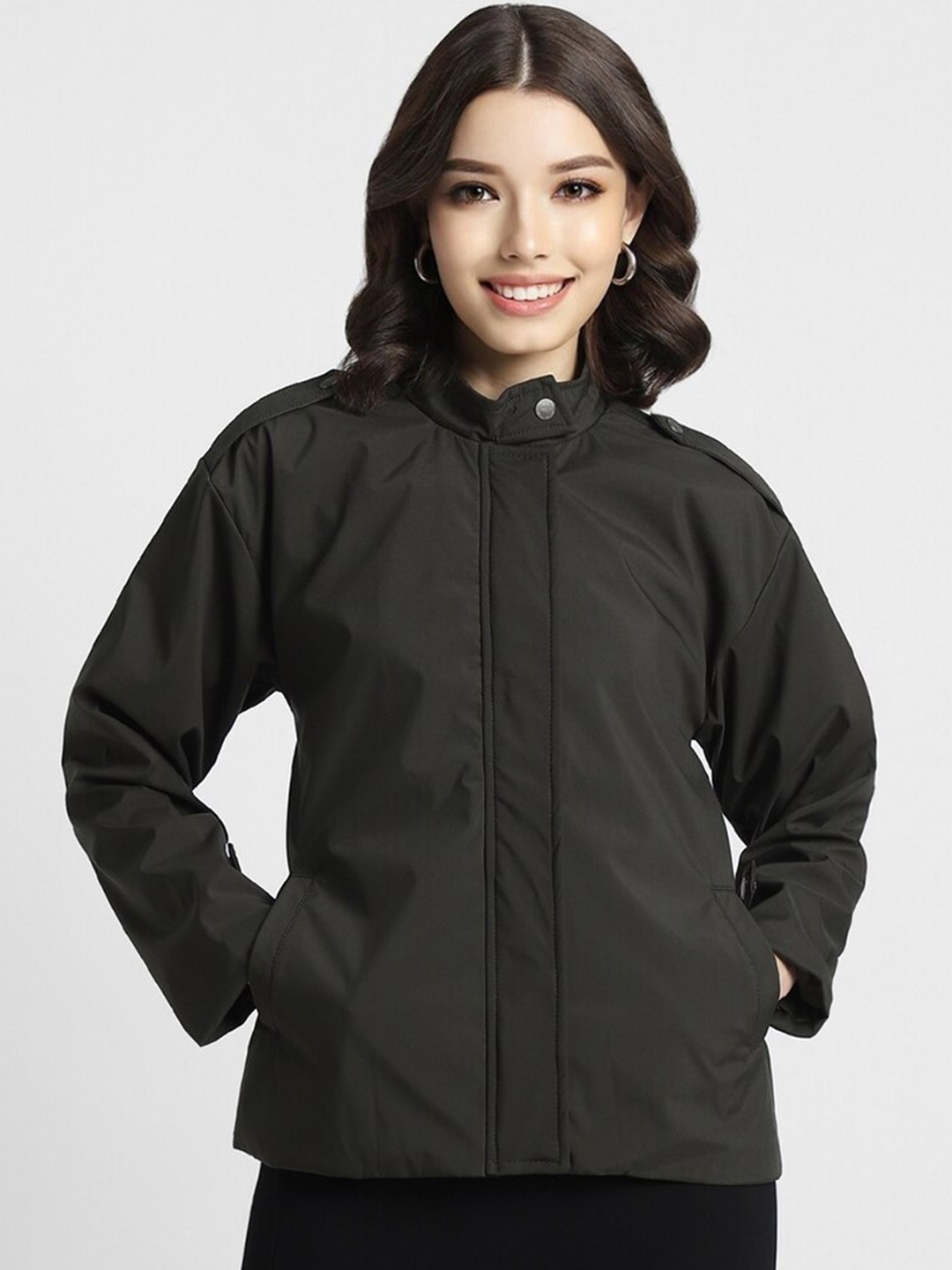 

FOREVER 21 Black Mock Collar Tailored Jacket
