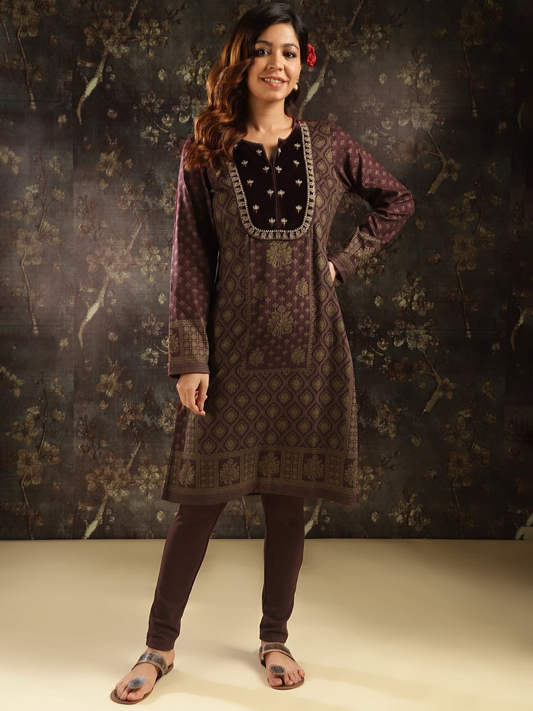 

Lakshita Ethnic Motifs Printed Sequinned Woolen Kurta With Velvet Yoke Design, Maroon