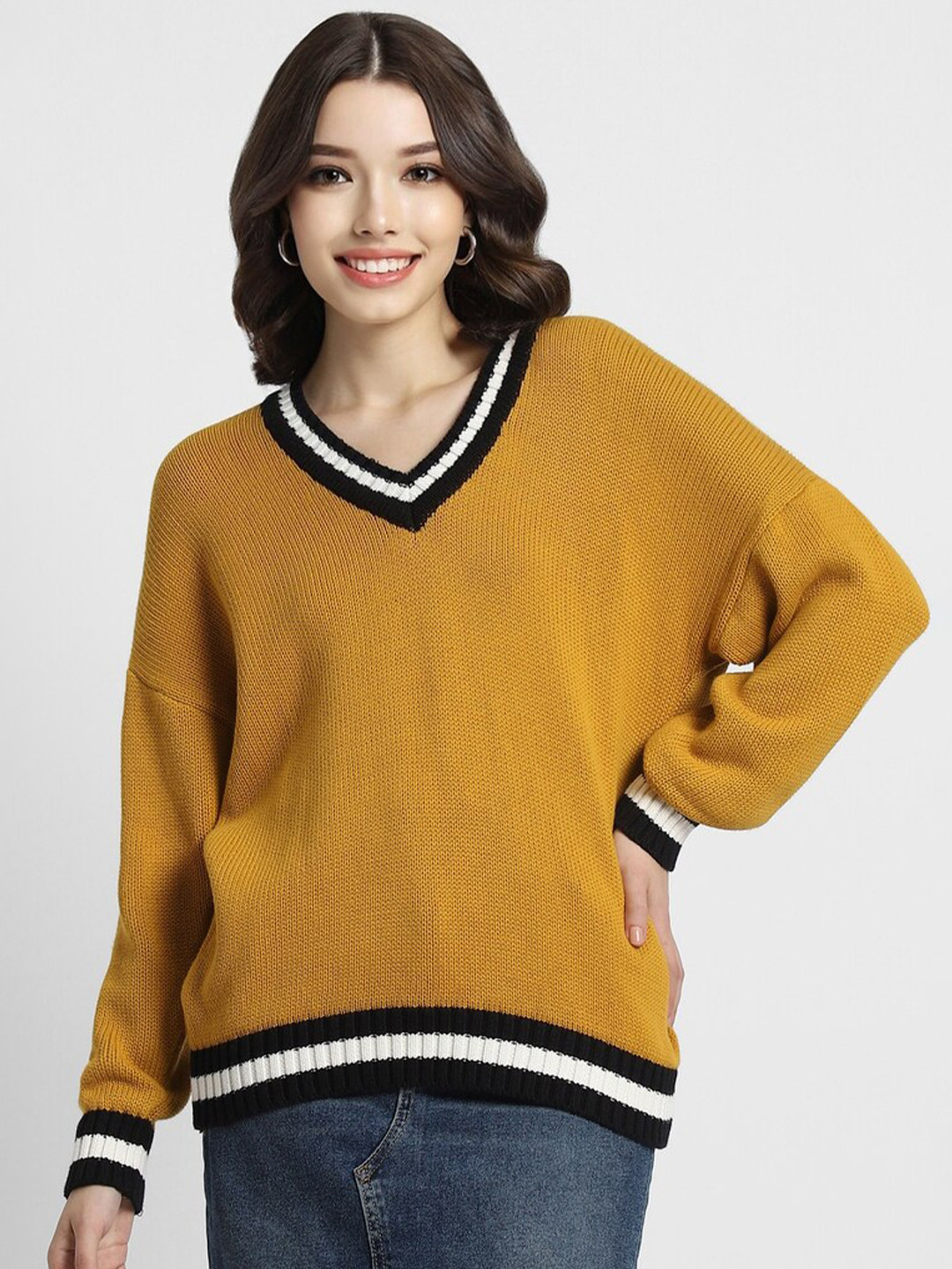

FOREVER 21 V-Neck Long Sleeves Pure Cotton Pullover, Yellow