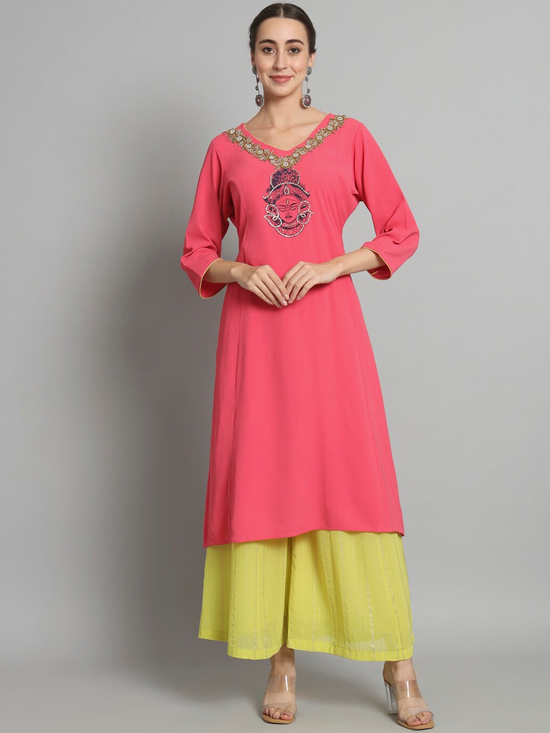 

Trinjann Ethnic Motif Printed Regular Kurta With Palazzos, Magenta
