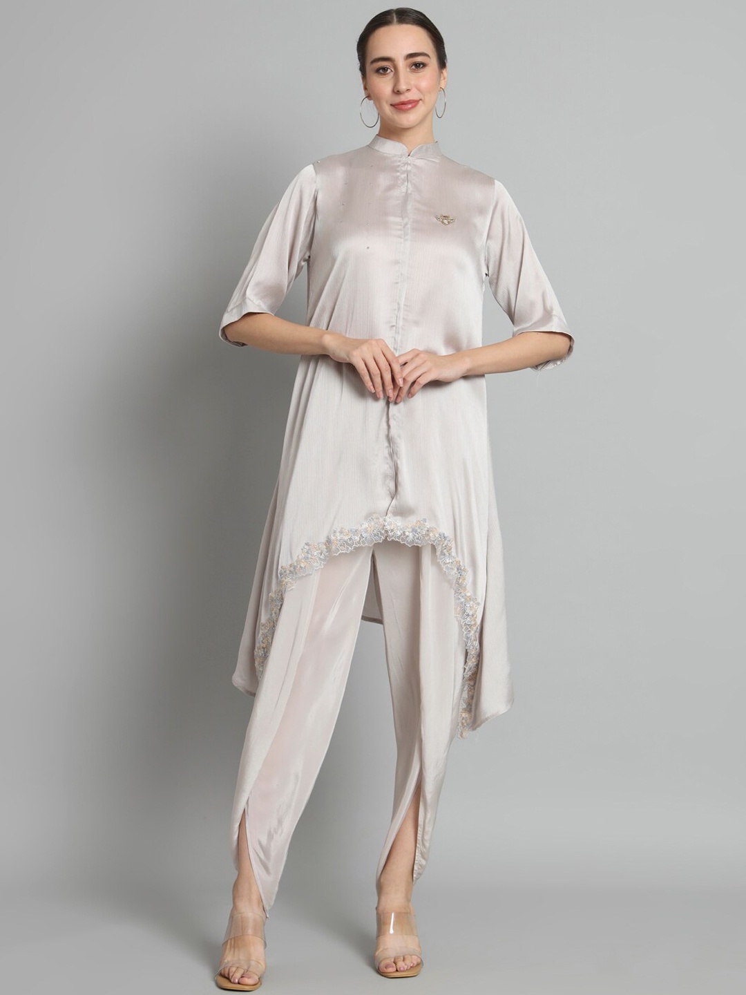 

Trinjann Regular Silk Crepe Kurti with Dhoti Pants, Grey
