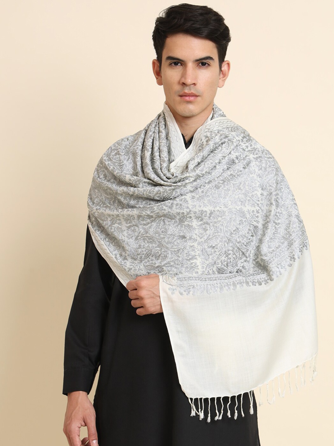 

Zamour Embroidered Woolen Shawl, White