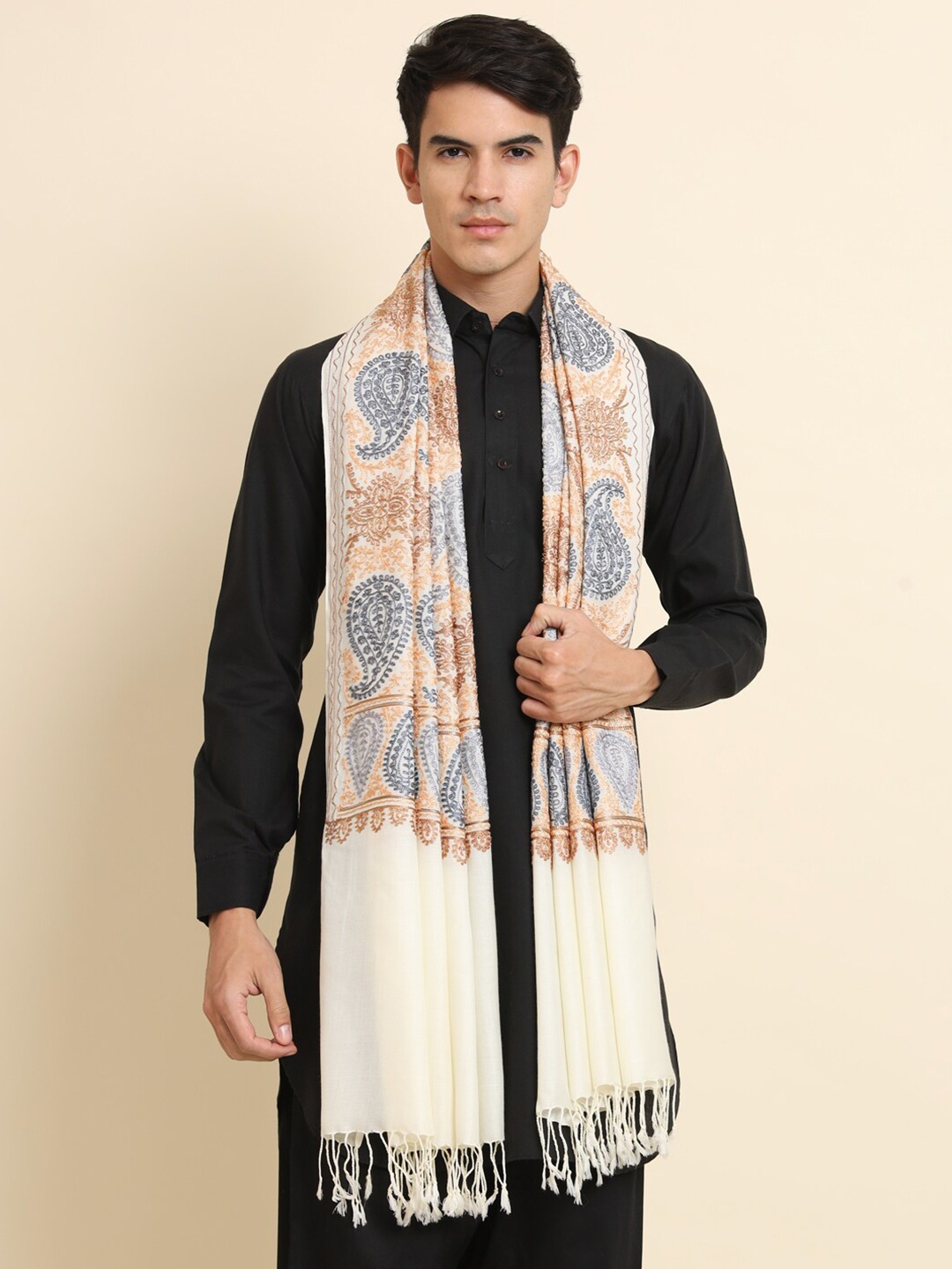 

Zamour Ethnic Motifs Embroidered Wool Shawl, White