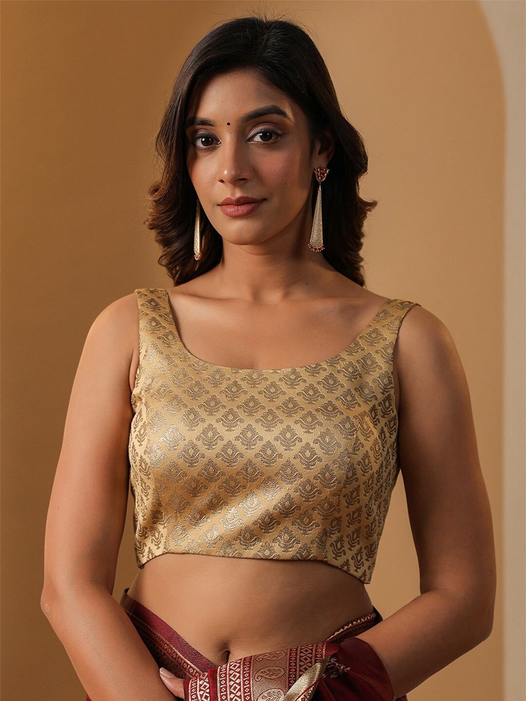 

KARAGIRI Woven Design Round Neck Saree Blouse, Gold