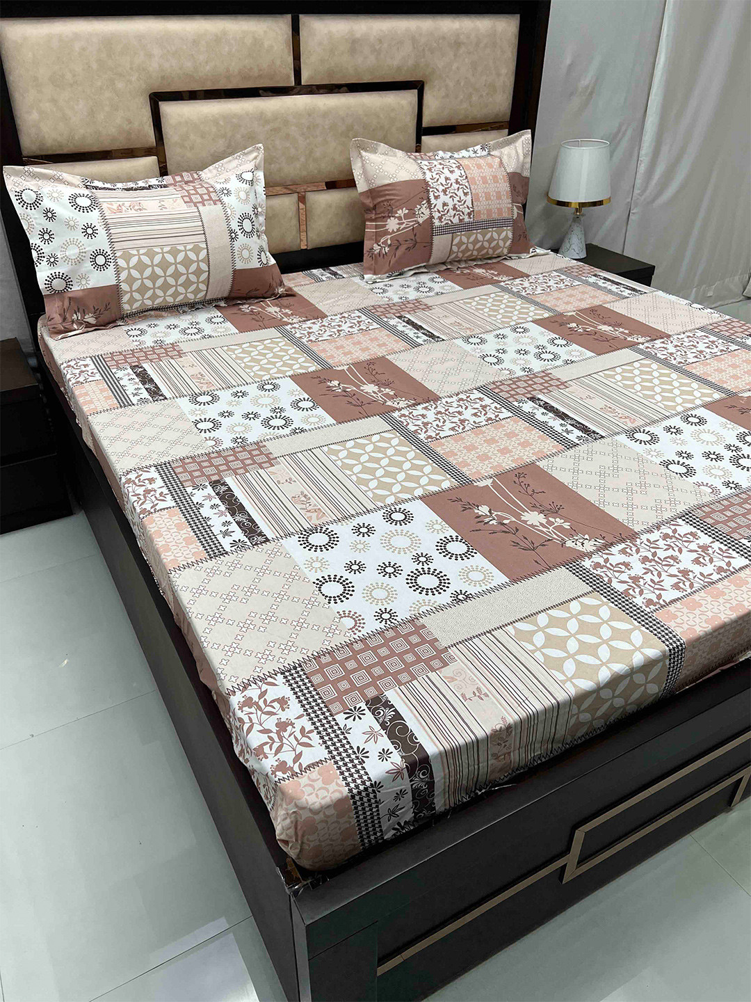 

Pure Decor Royal Velar Brown Floral Cotton 400 TC King Bedsheet with 2 Pillow Covers