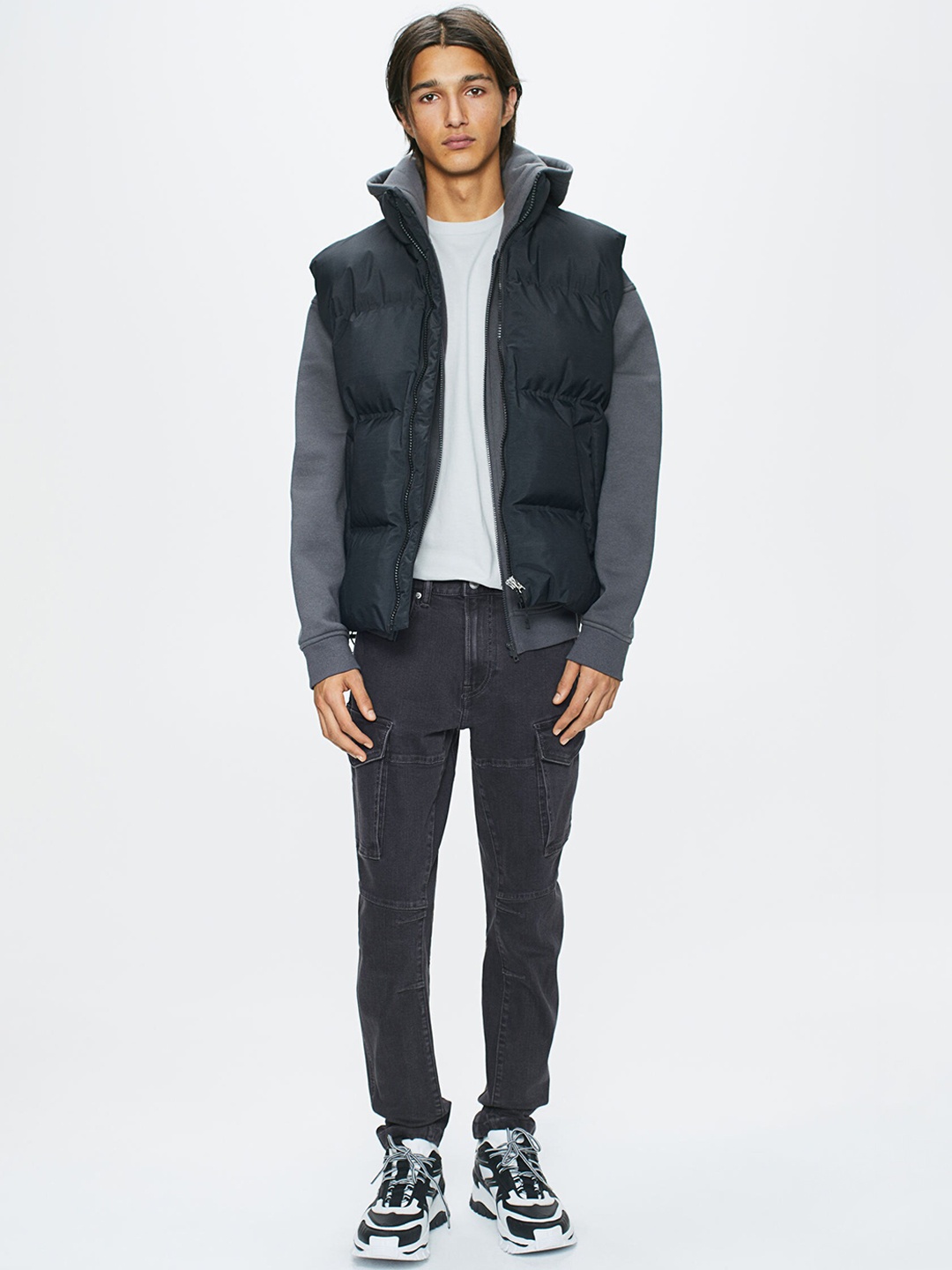 

H&M Men Slim-Fit Cargo Jeans, Black