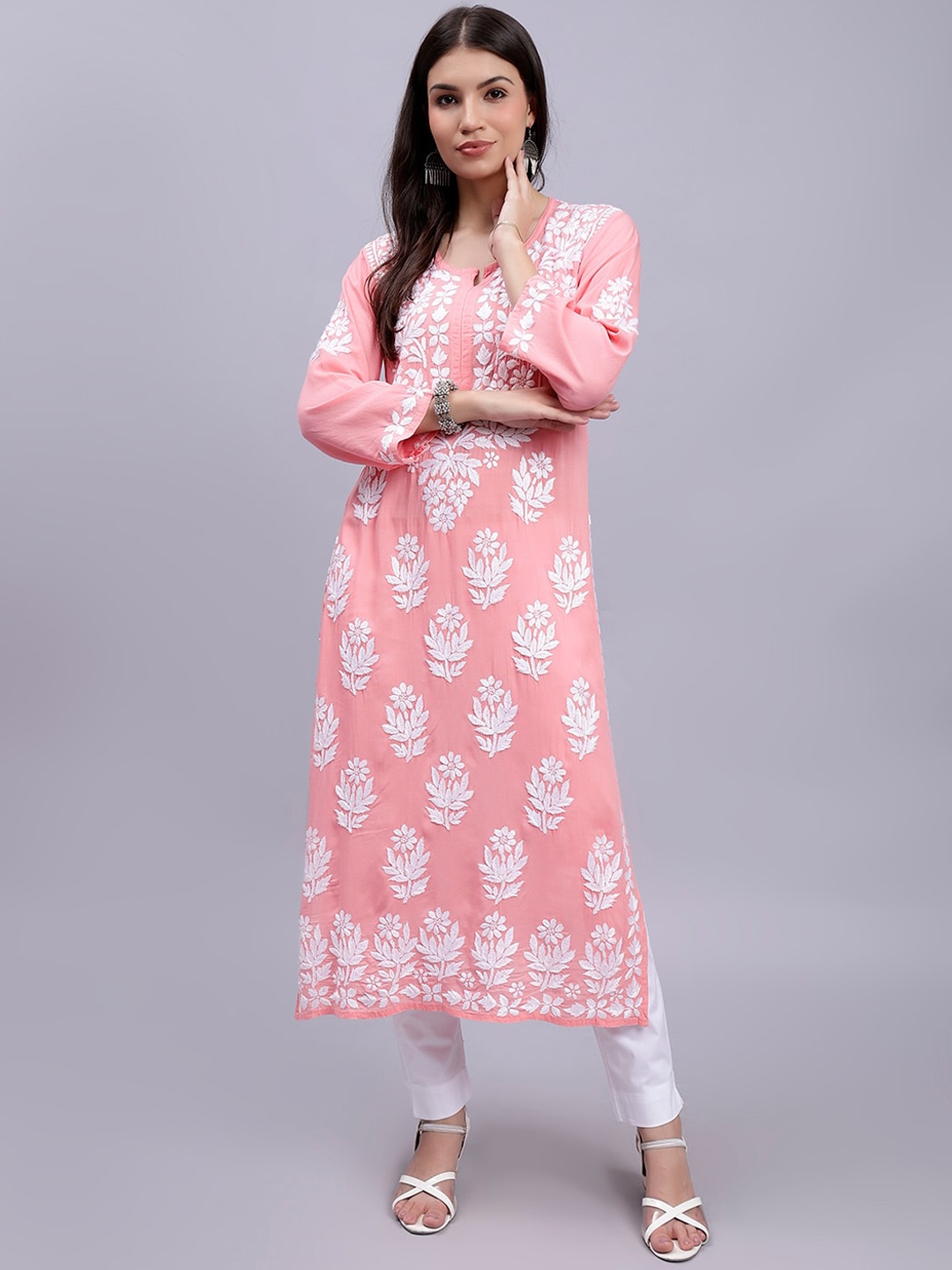 

Seva Chikan Ethnic Motifs Embroidered Lucknowi Chikankari Straight Kurta, Peach