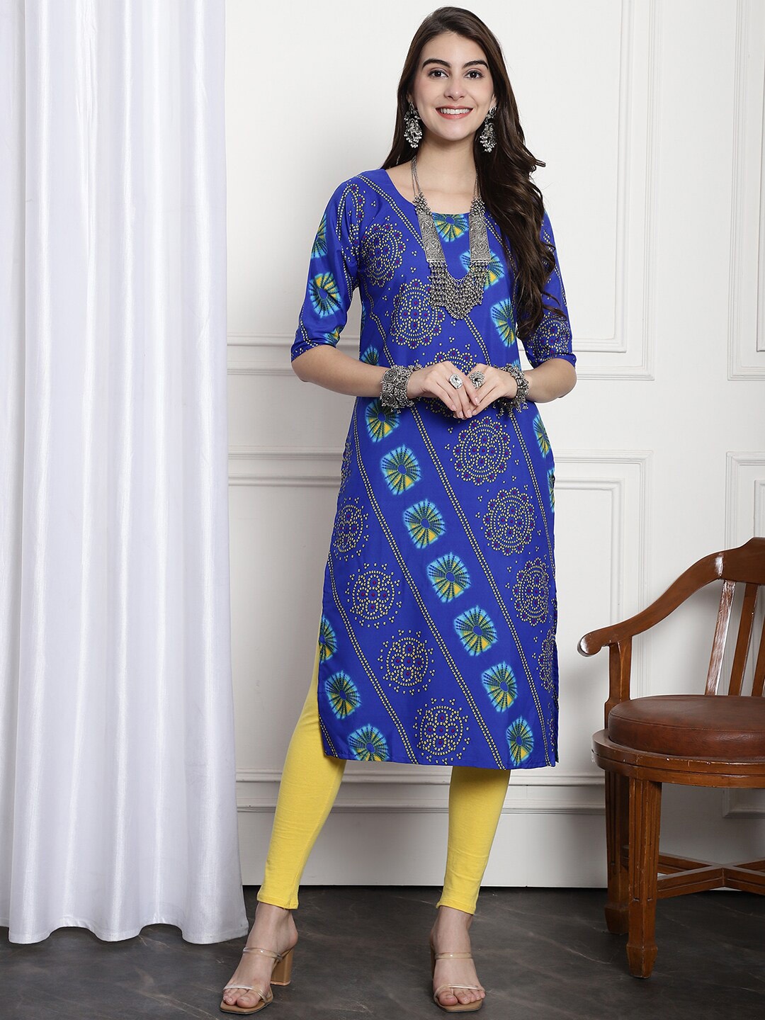 

Ethnic basket Bandhani Printed Round Neck Straight Crepe Kurta, Blue