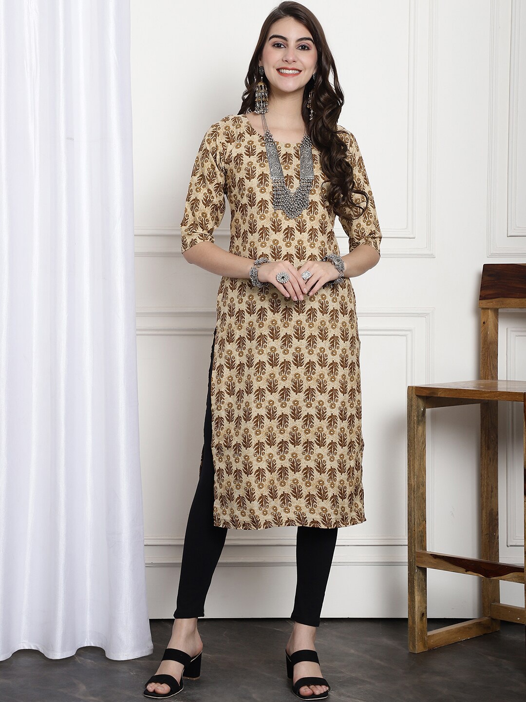 

Ethnic basket Ethnic Motifs Printed Straight Crepe Kurta, Beige