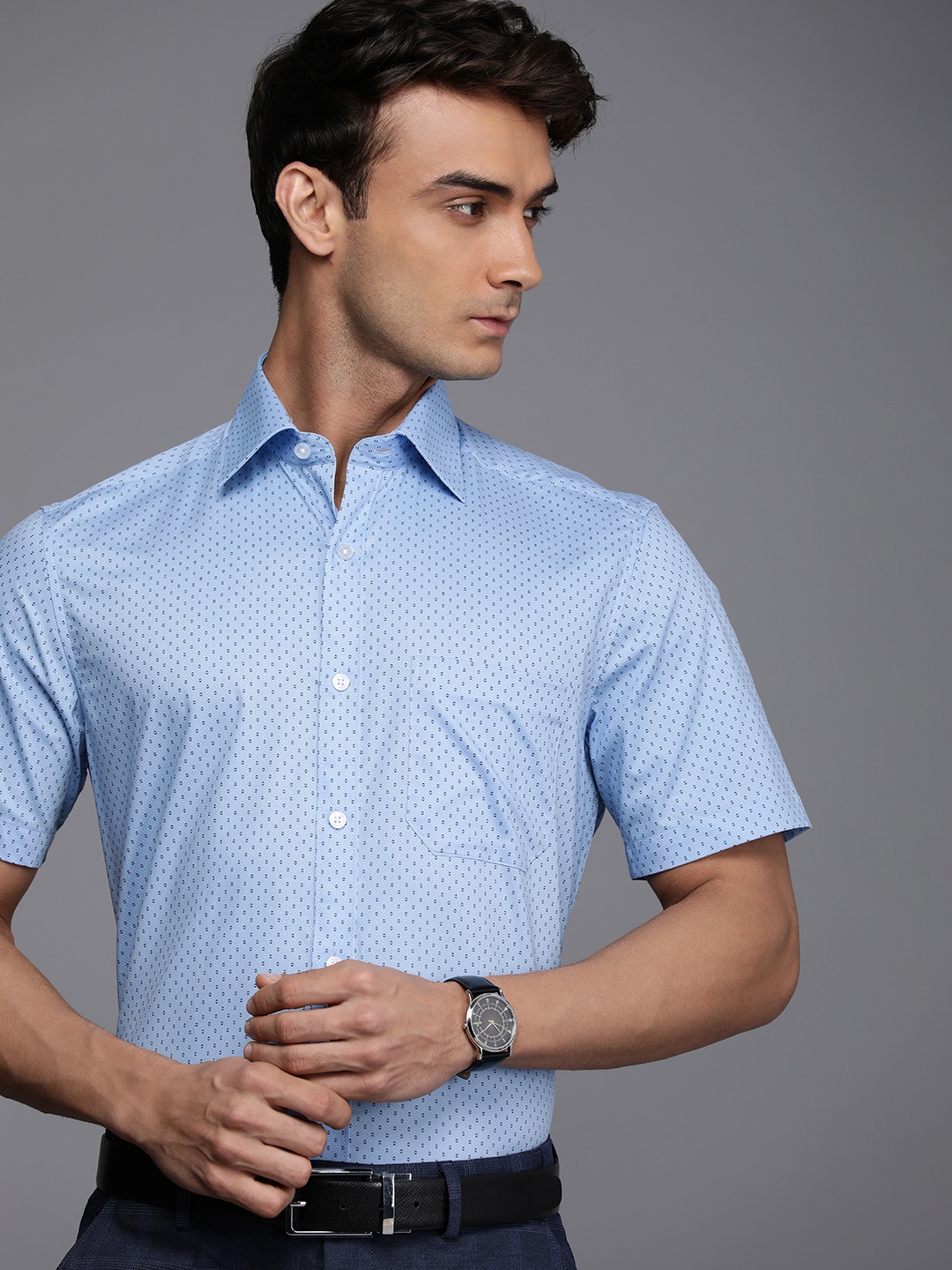 

Louis Philippe Classic Fit Geometric Printed Pure Cotton Formal Shirt, Blue