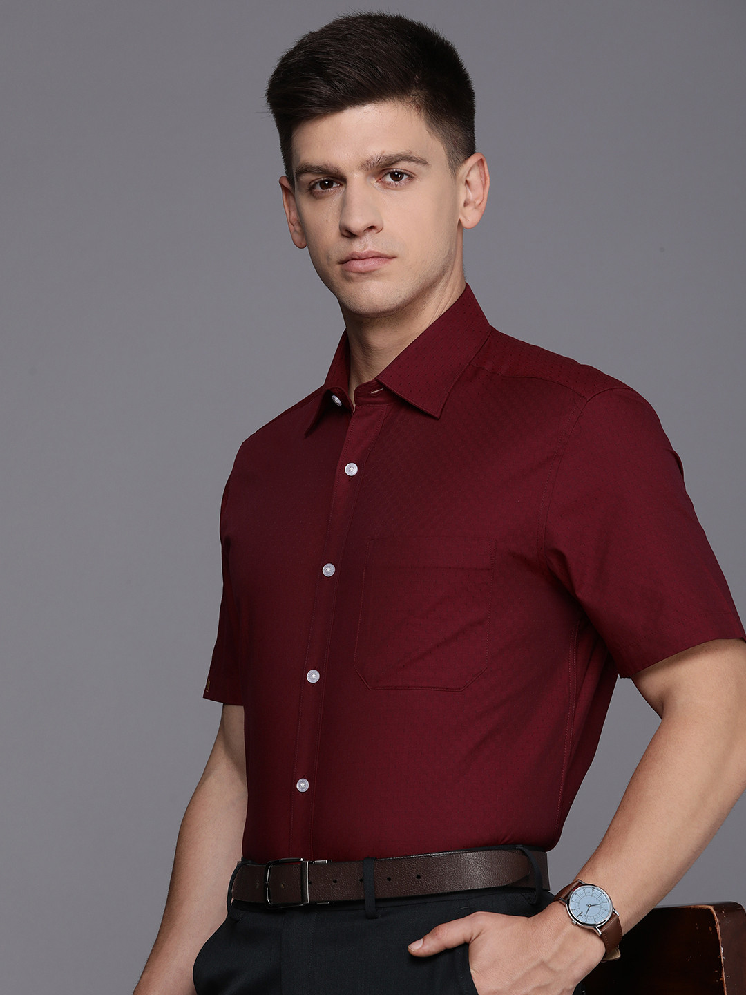 

Louis Philippe Men Pure Cotton Classic Slim Fit Formal Shirt, Burgundy