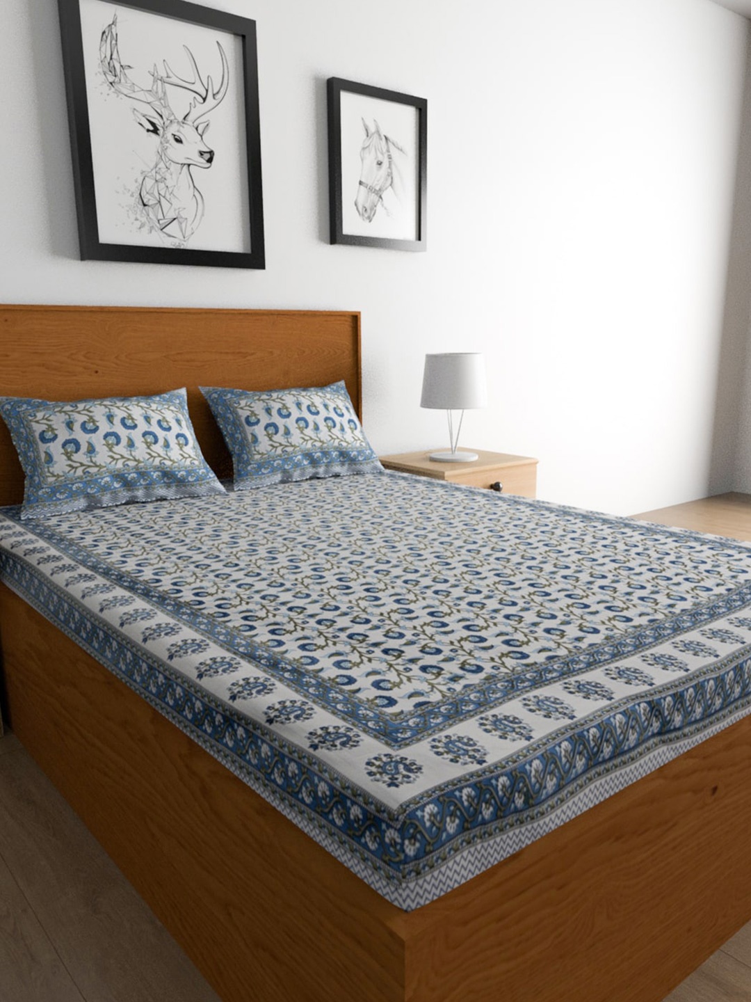 

Urban Magic Blue & White Floral Printed Cotton 104 TC King Bedsheet With 2 Pillow Covers