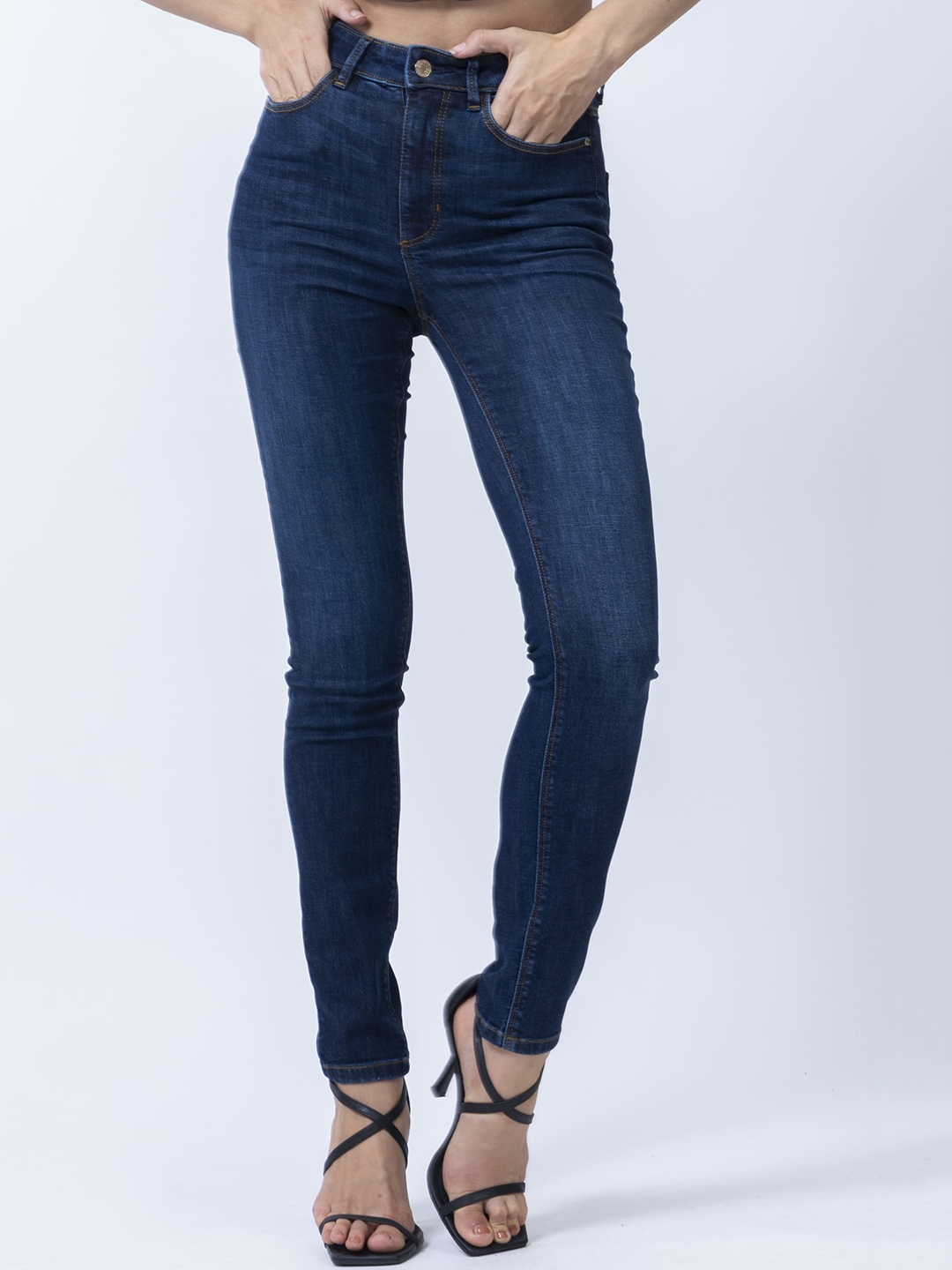 

GUESS Women Skinny Fit High-Rise Cotton Jeans, Blue