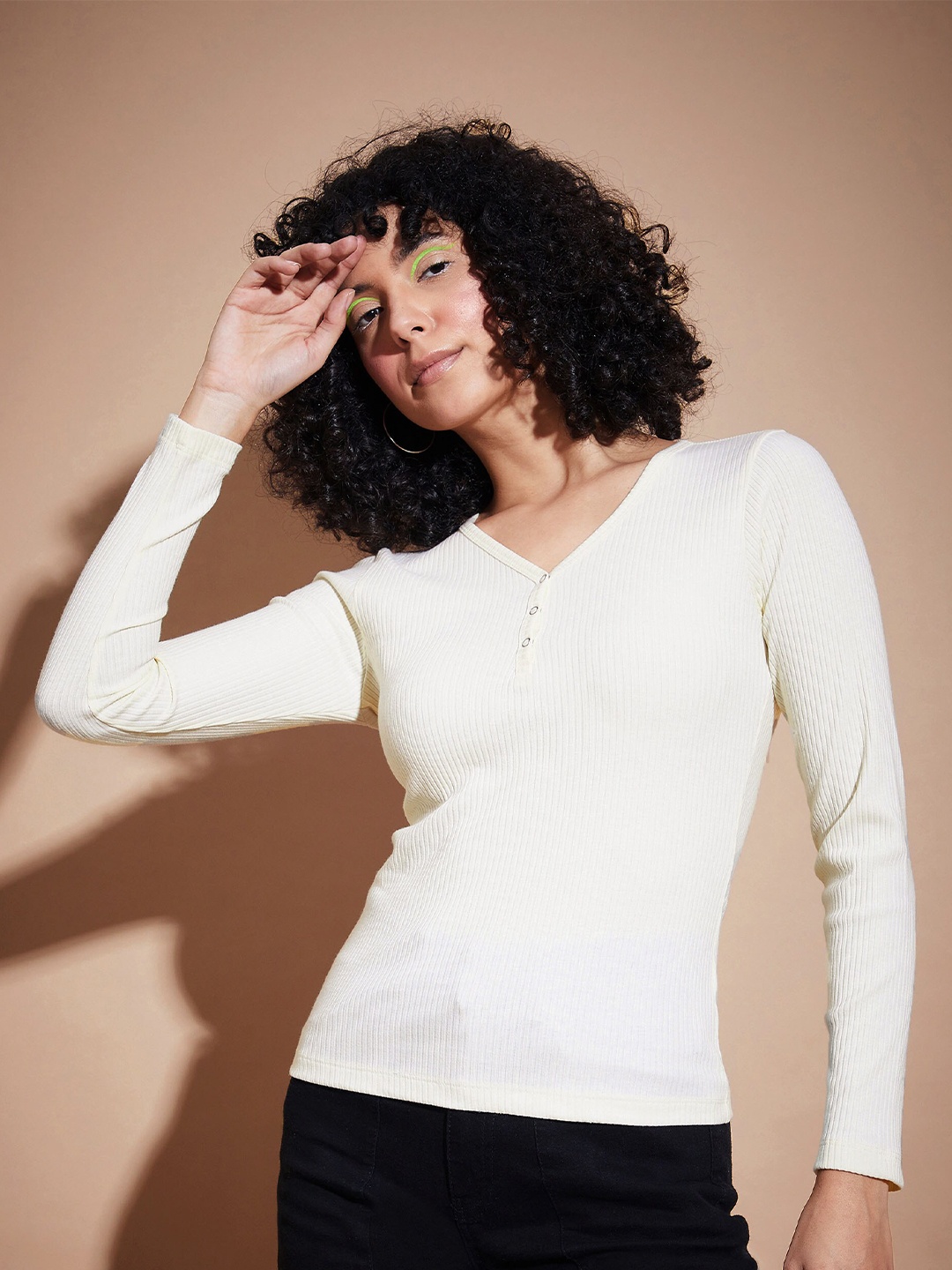 

SASSAFRAS BASICS V-Neck Long Sleeves Ribbed Top, Off white