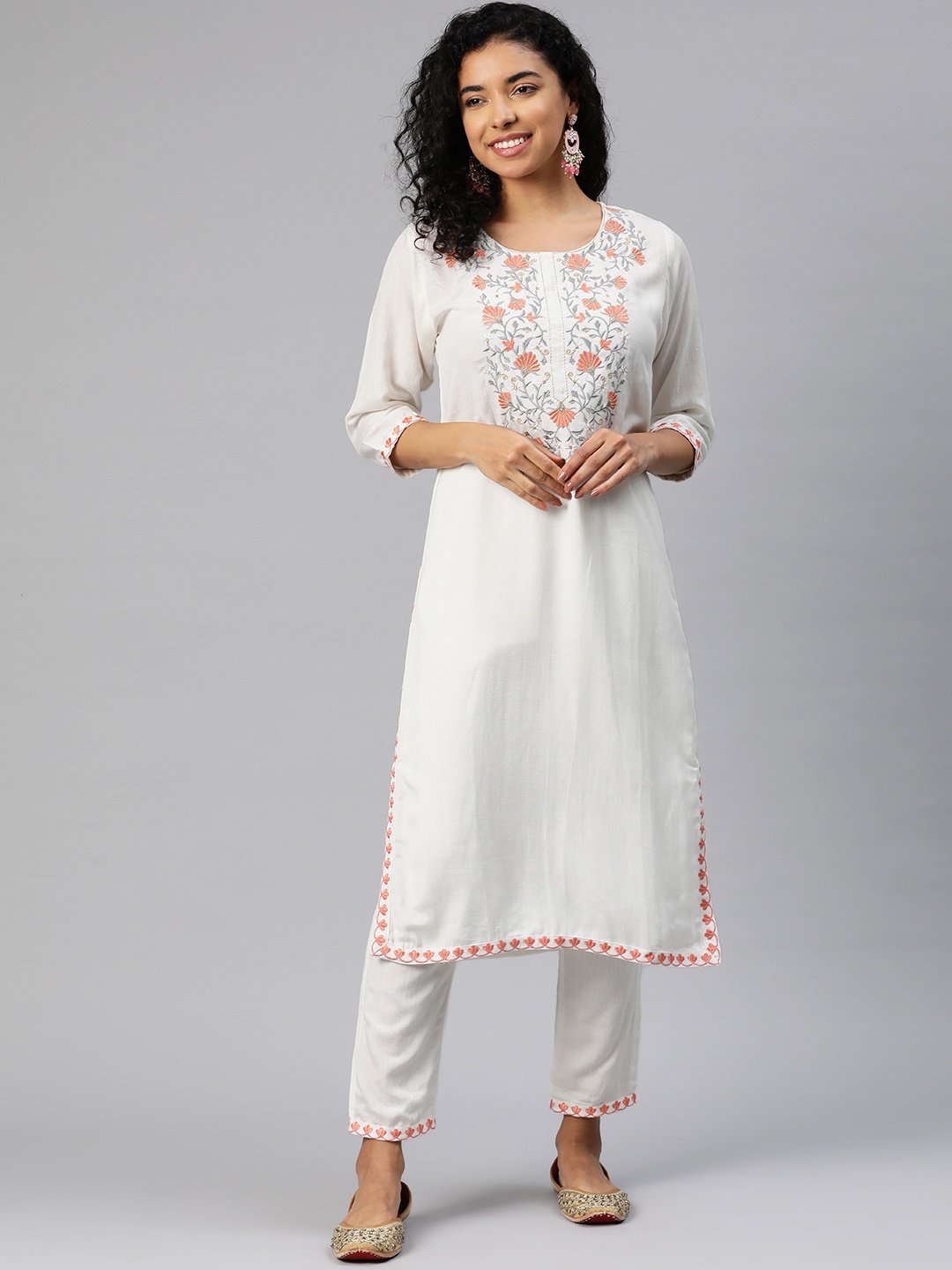 

Readiprint Floral Embroidered Regular Thread Work Kurta with Trousers, White