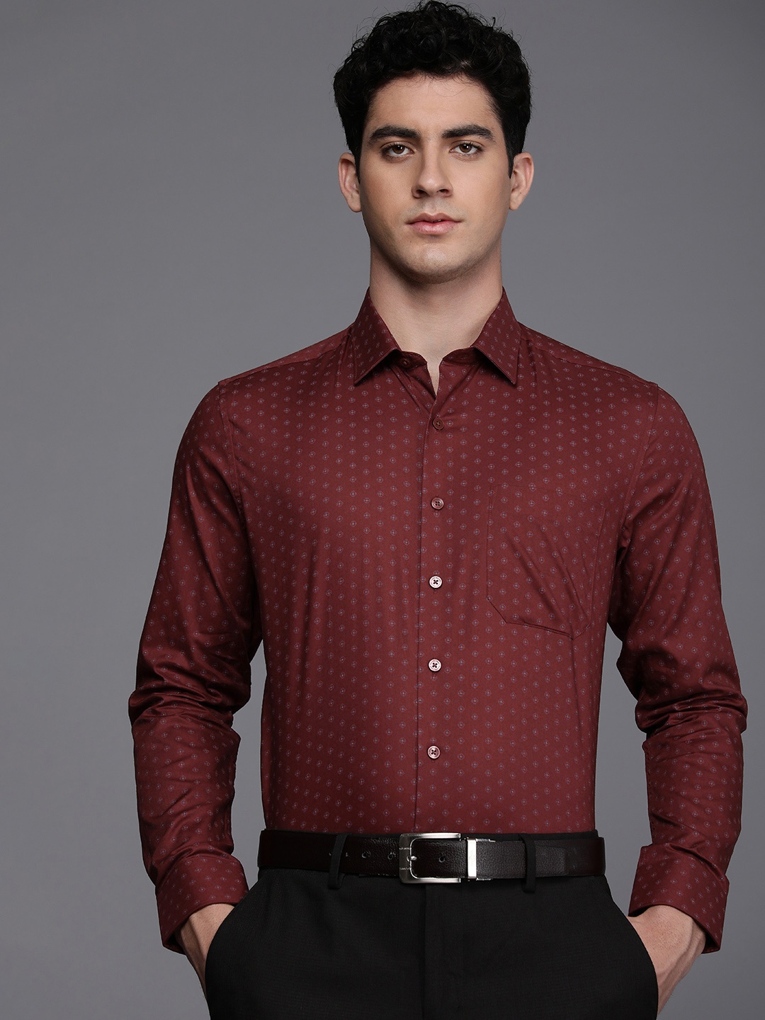 

Louis Philippe Slim Fit Floral Printed Pure Cotton Formal Shirt, Maroon