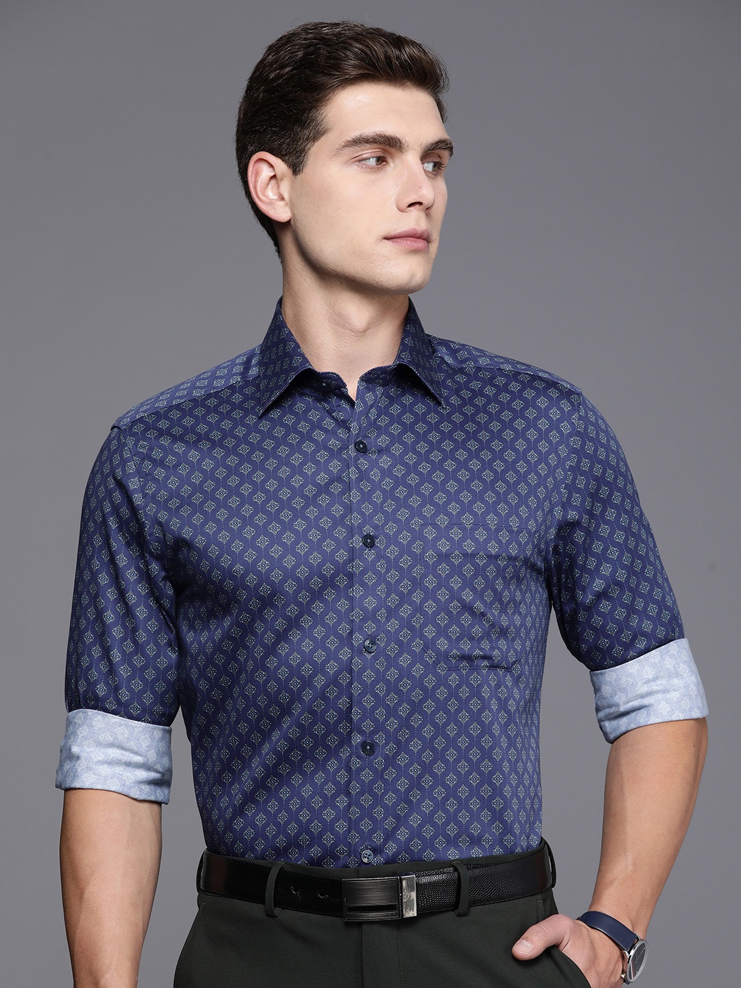 

Louis Philippe Ethnic Motifs Printed Pure Cotton Classic Fit Formal Shirt, Blue