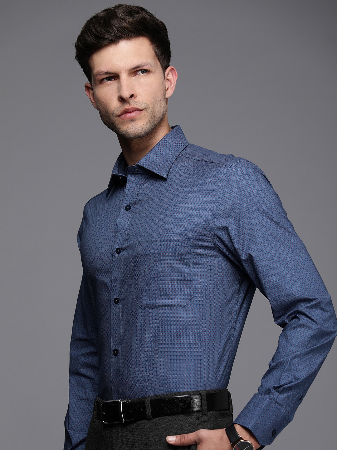 

Louis Philippe Classic Fit Geometric Printed Pure Cotton Formal Shirt, Blue