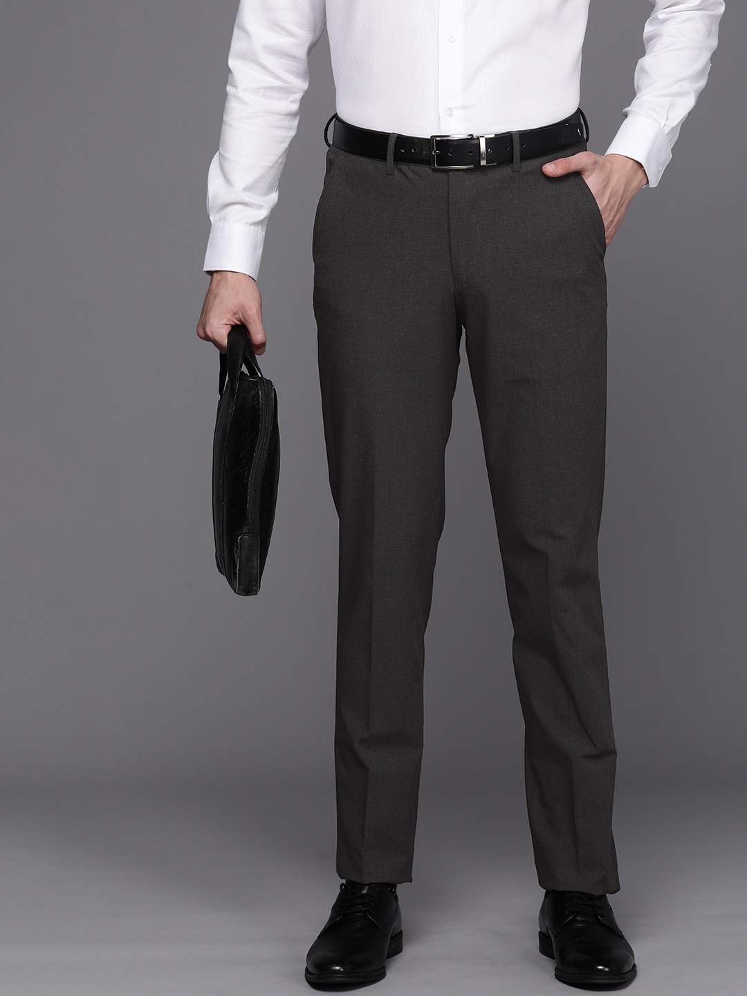 

Louis Philippe Men Solid Slim Fit Formal Trousers, Grey