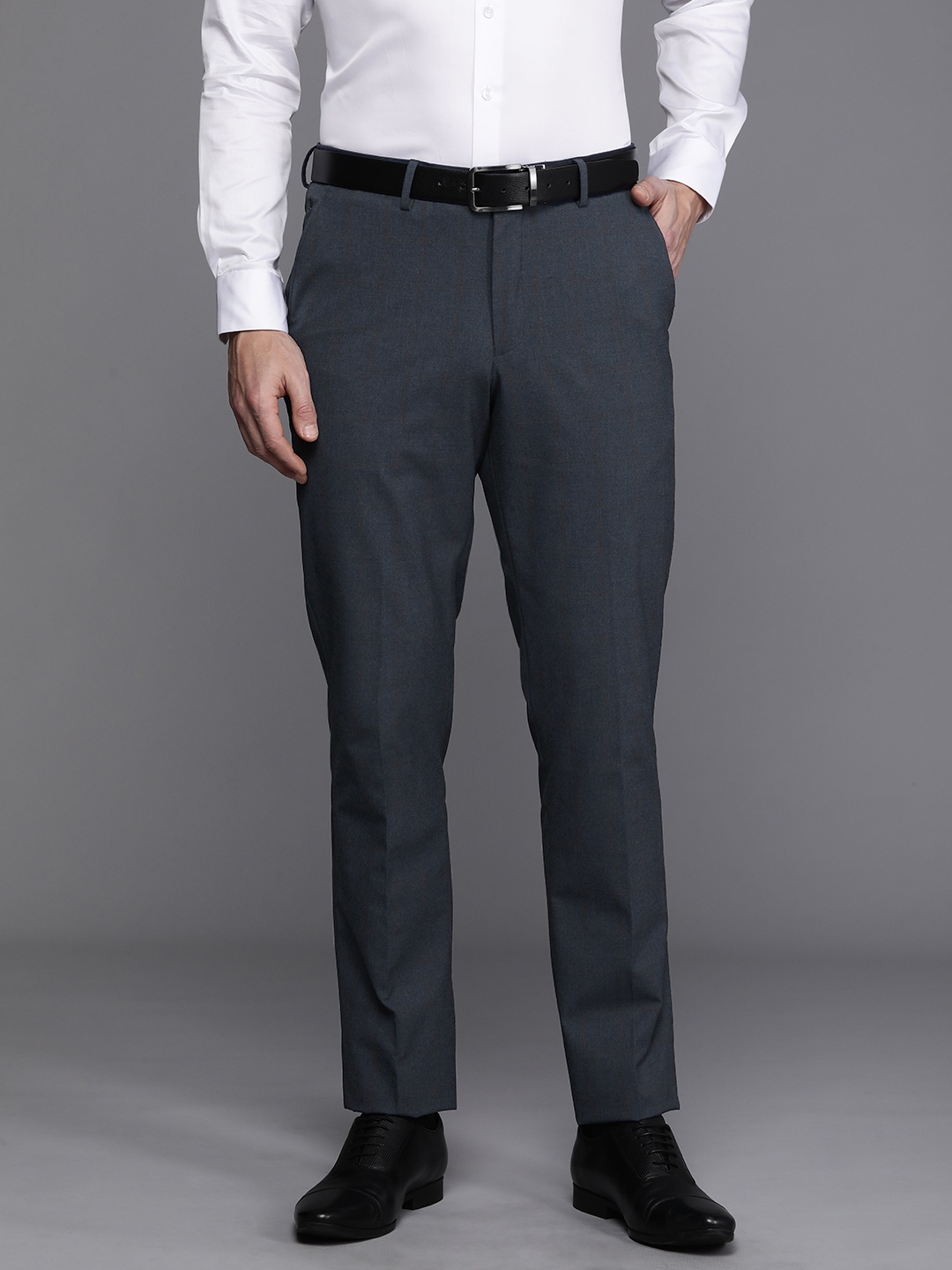 

Louis Philippe Men Super Slim Fit Trousers, Navy blue