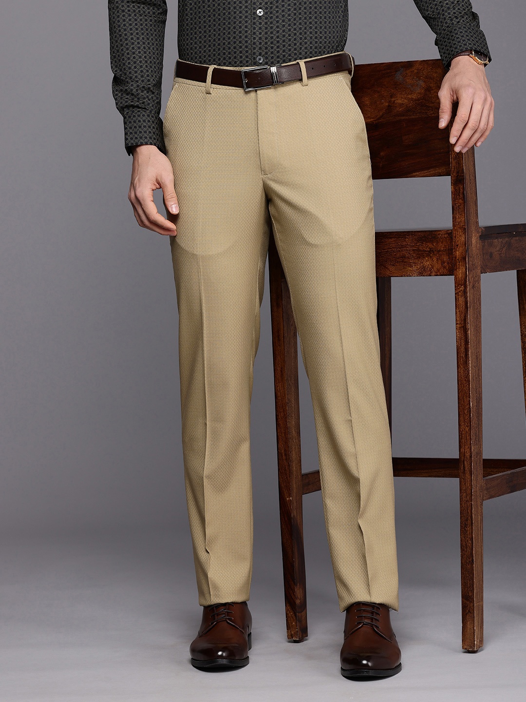 

Louis Philippe Men Slim Fit Trousers, Khaki