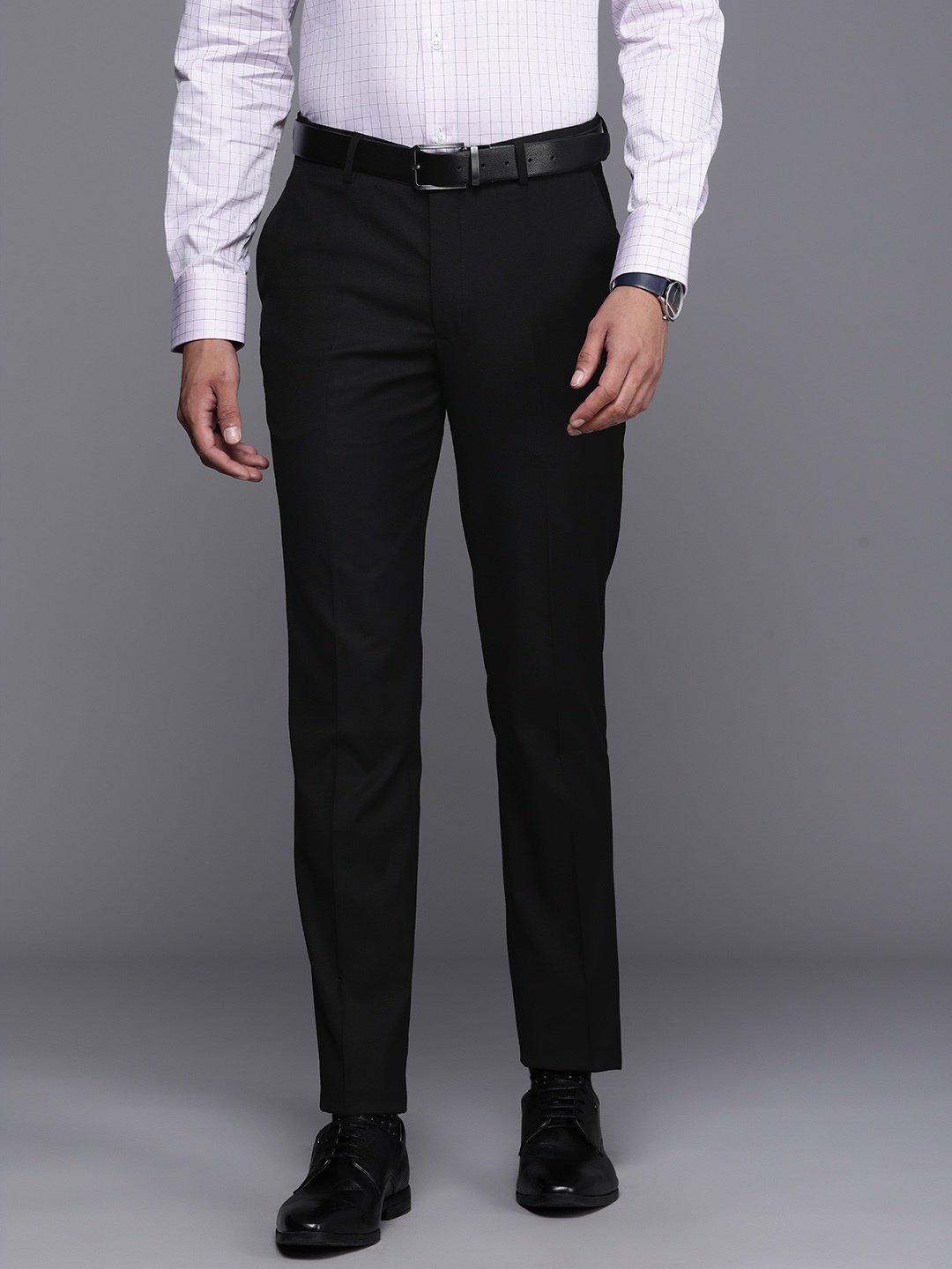 

Louis Philippe Men Textured Slim Fit Formal Trousers, Black
