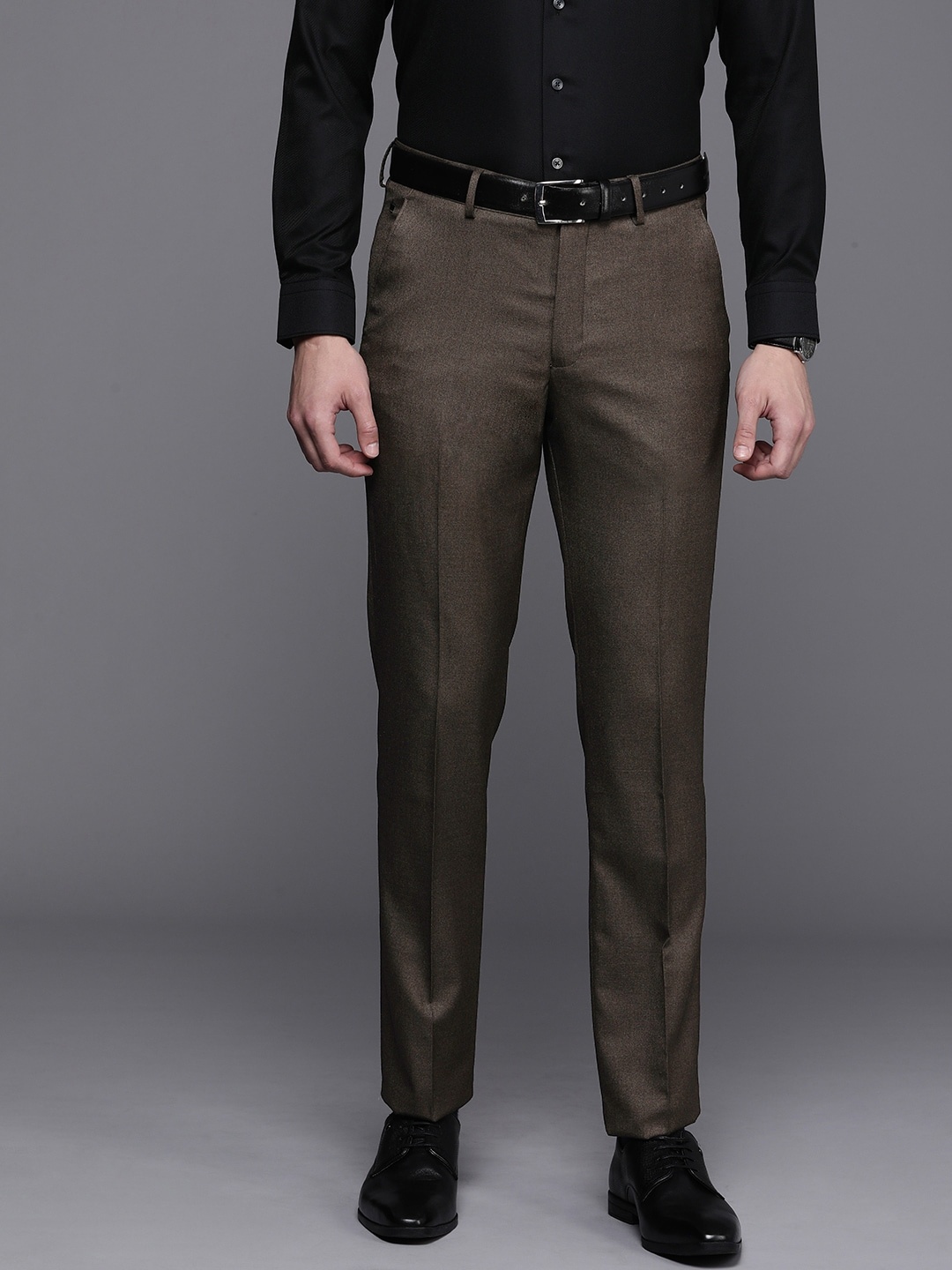 

Louis Philippe Men Slim Fit Trousers, Brown