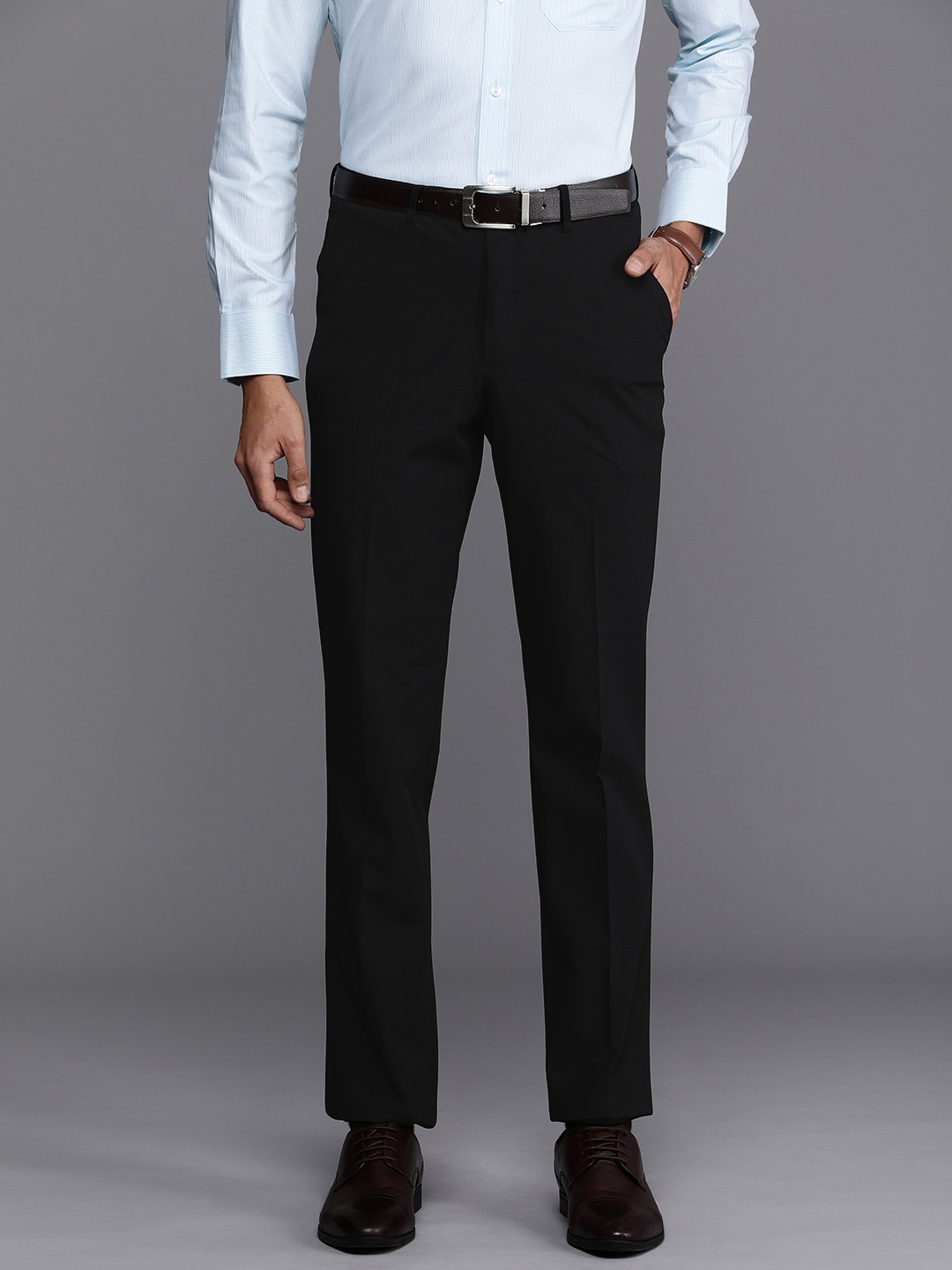 

Louis Philippe Men Slim Fit Formal Trousers, Black
