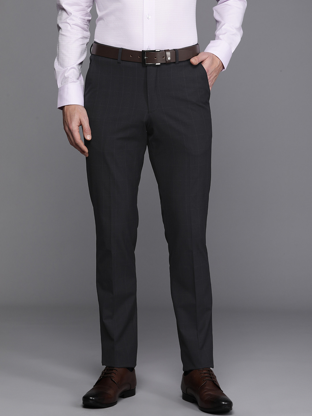 

Louis Philippe Men Slim Fit Trousers, Black