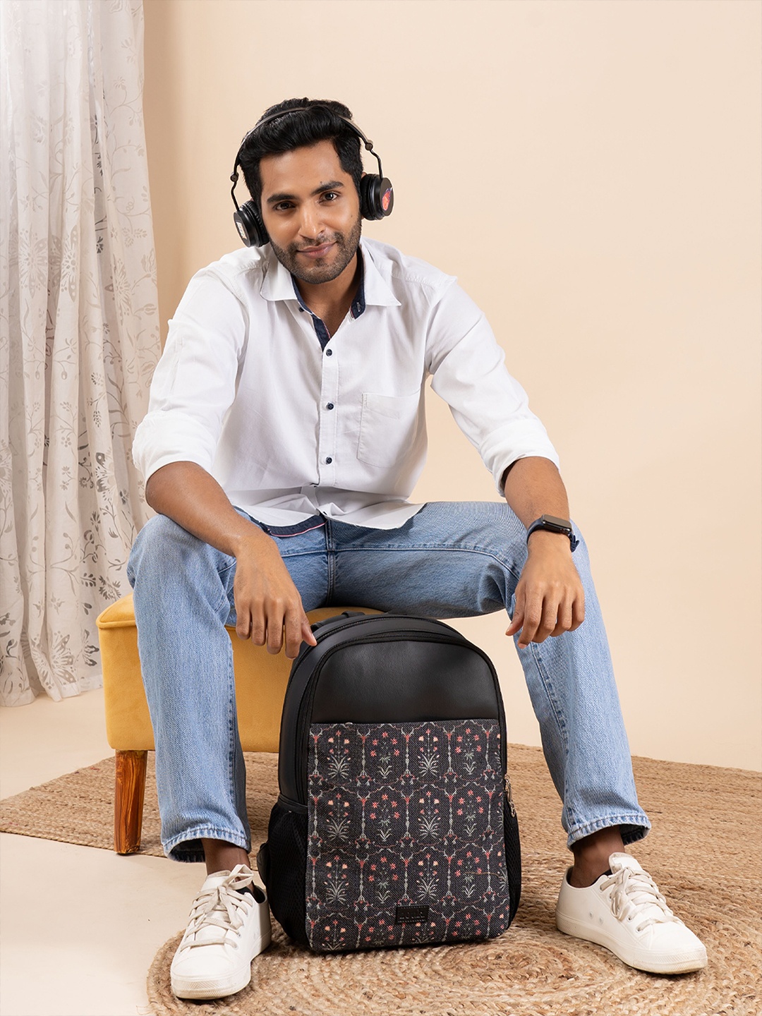

ZOUK Printed Vegan Leather 16 Inch Laptop Backpack with Compression Straps, Black