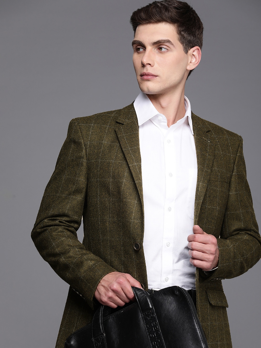 

Louis Philippe Pure Wool Single Breasted Regular Fit Formal Blazer, Olive