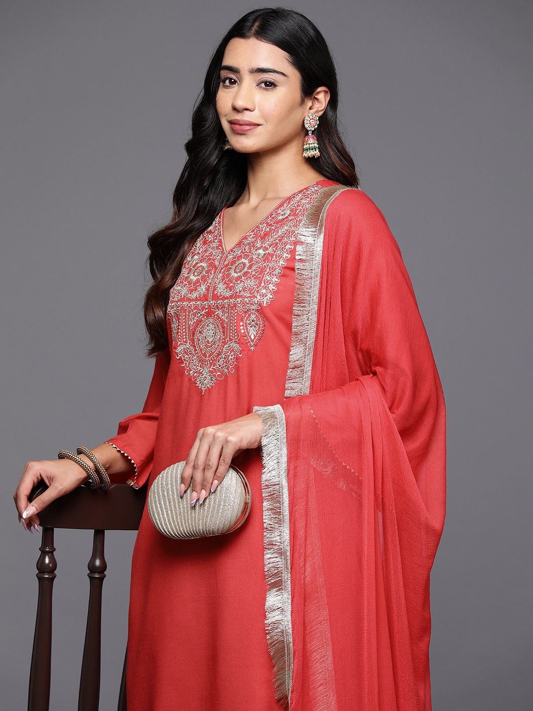 

Varanga Women Floral Embroidered Regular Sequinned Kurta with Trousers & With Dupatta, Red